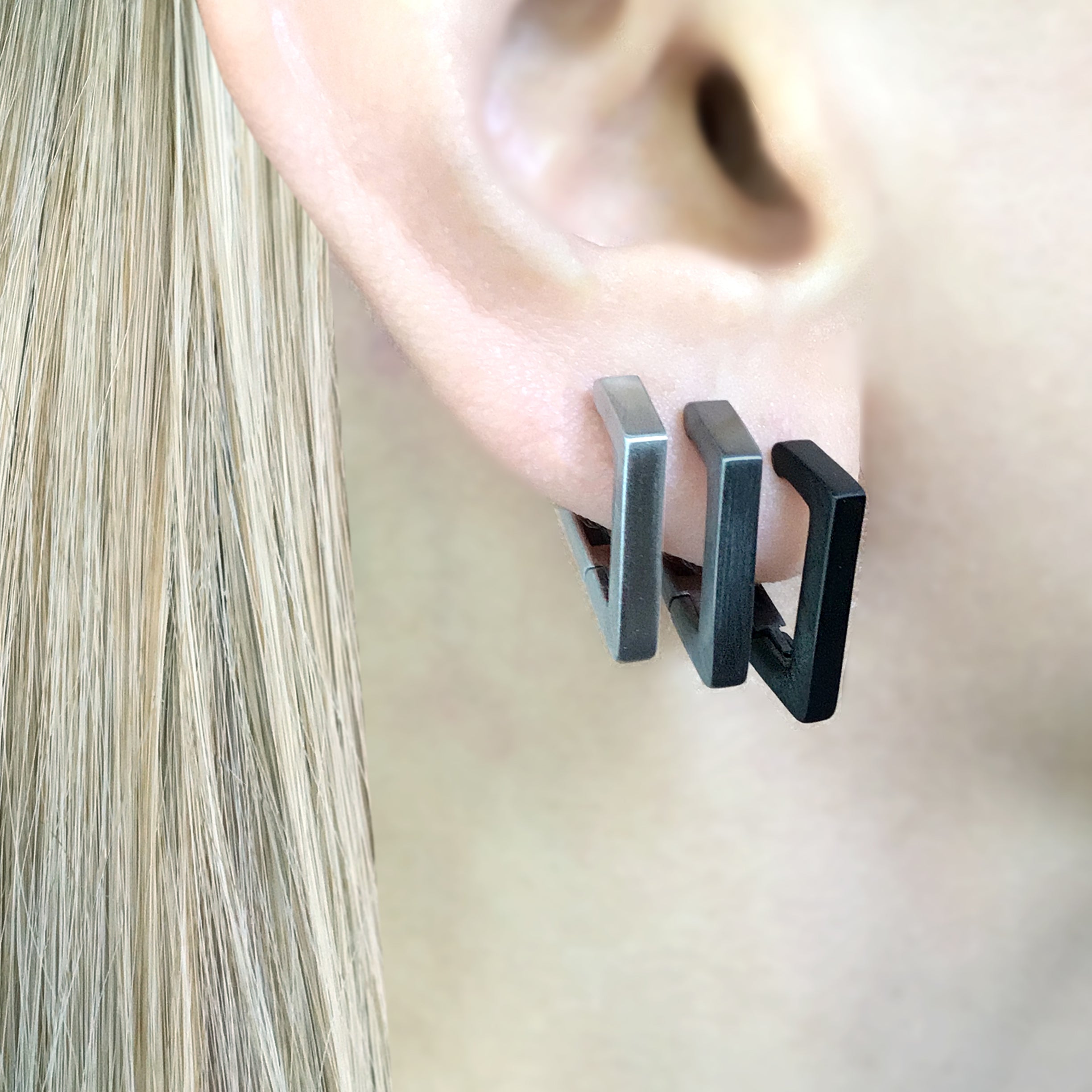 TRIANGLE HOOP EARRINGS