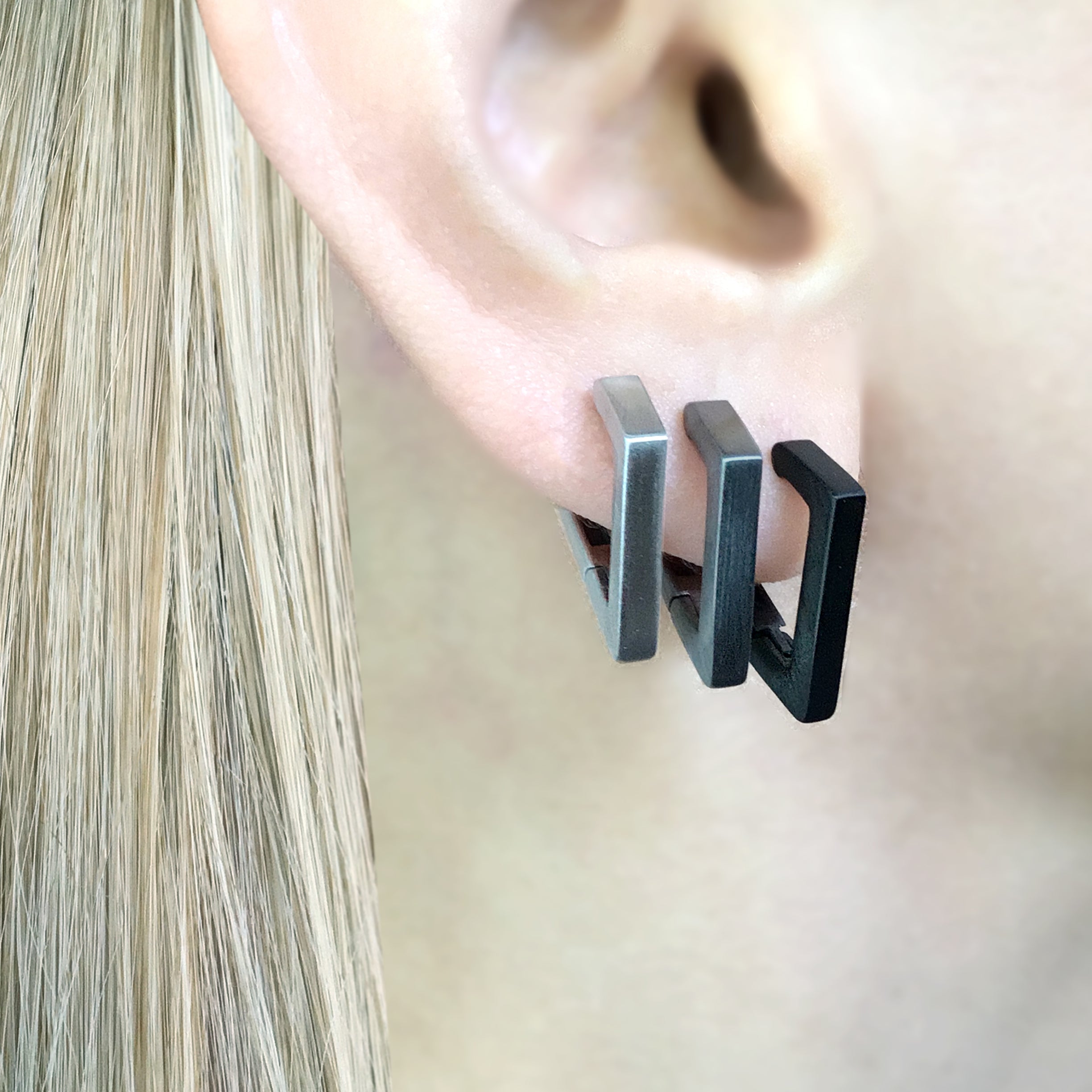 TRIANGLE HOOP EARRINGS