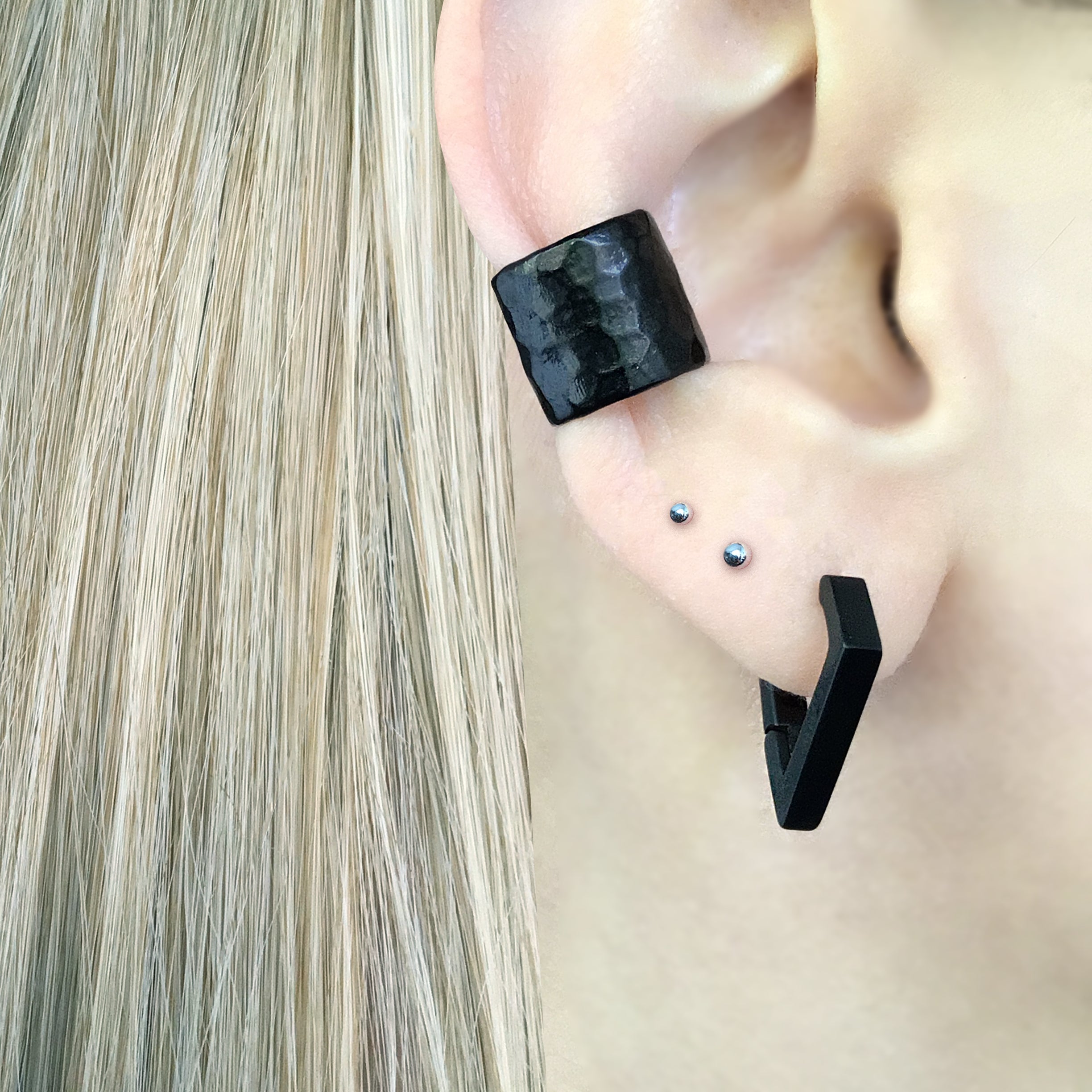 TRIANGLE HOOP EARRINGS