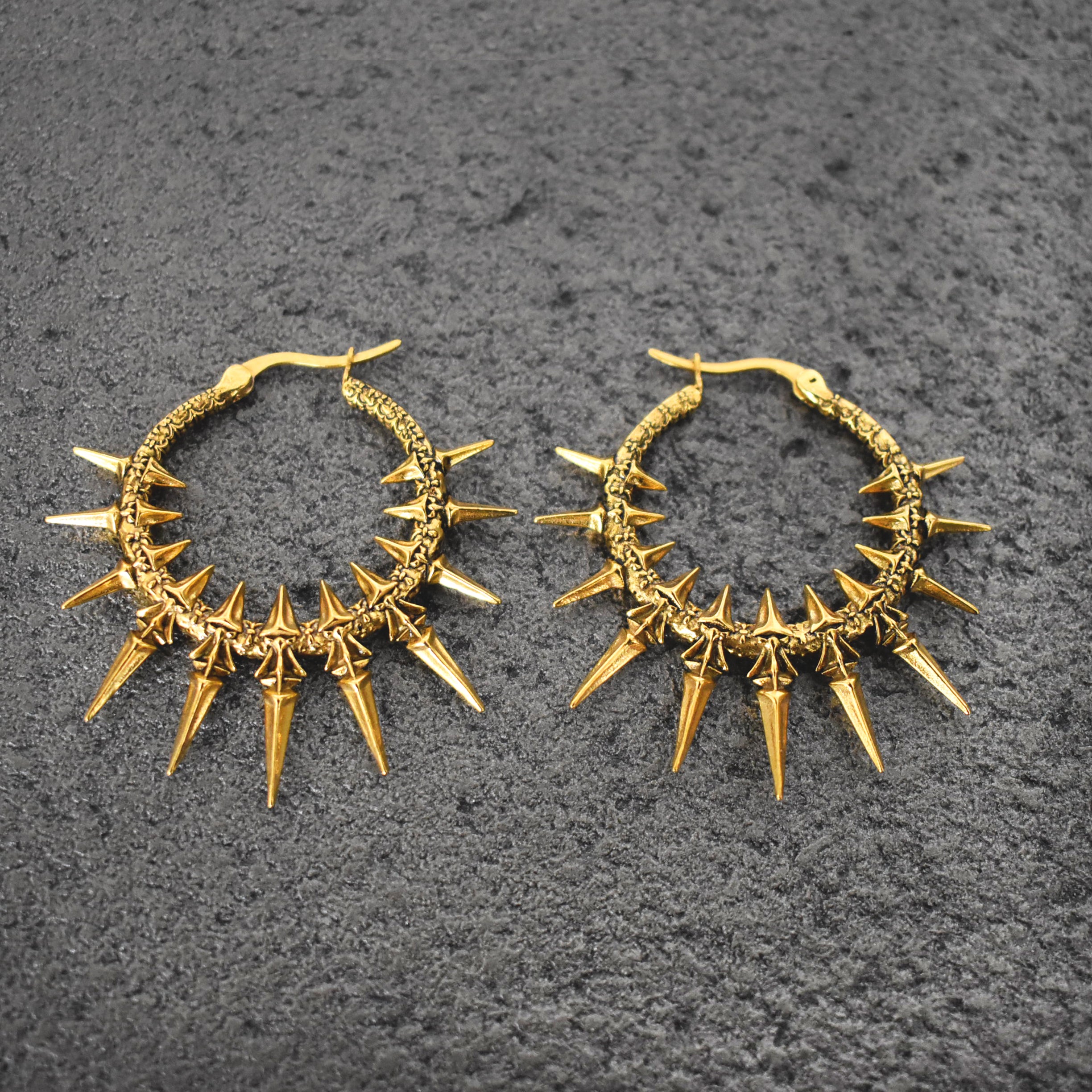 SPEAR SPIKES HOOP EARRINGS