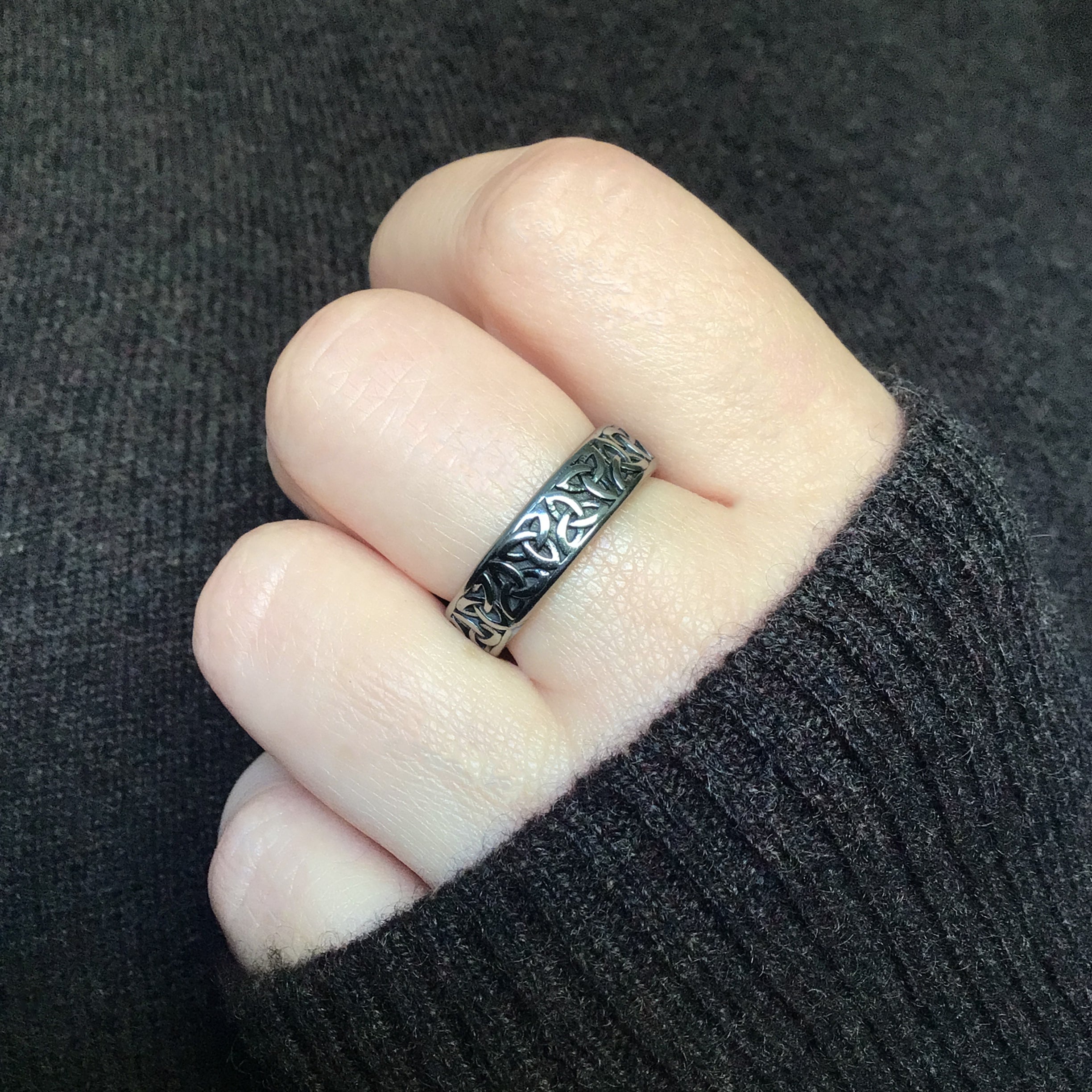 CELTIC KNOT RING