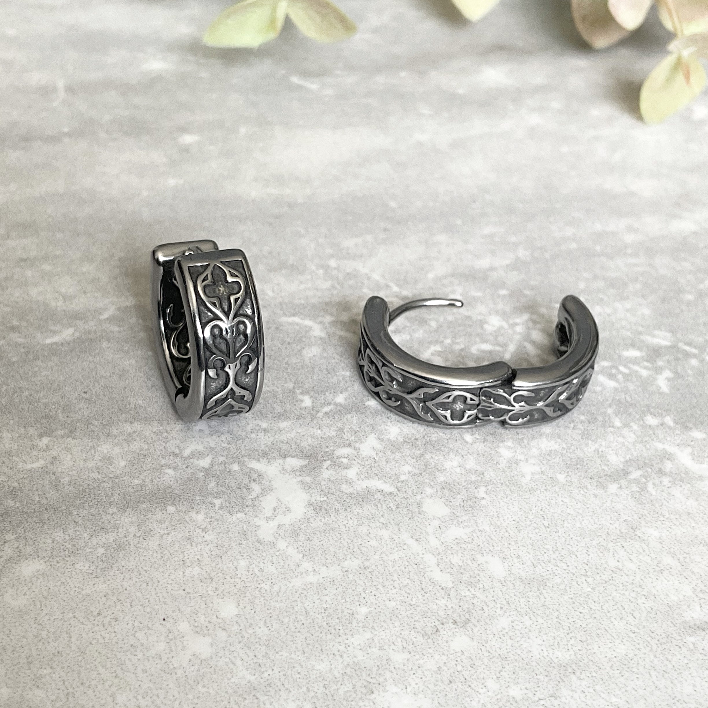 GOTHIC ORNATE HOOP EARRINGS