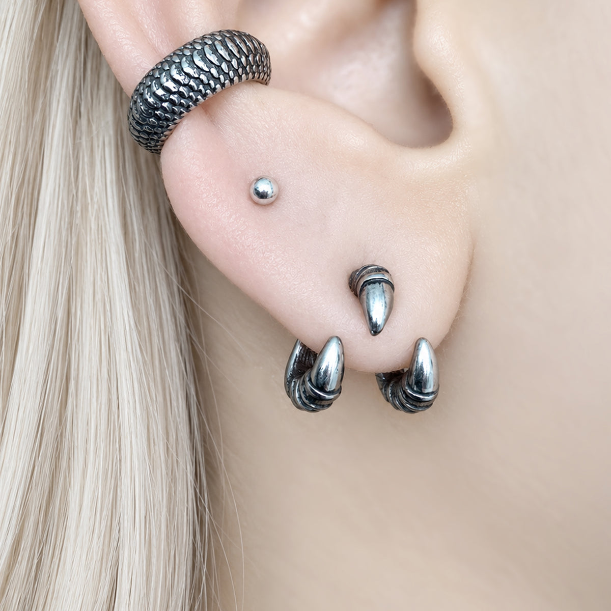 DRAGON CLAW EARJACKET
