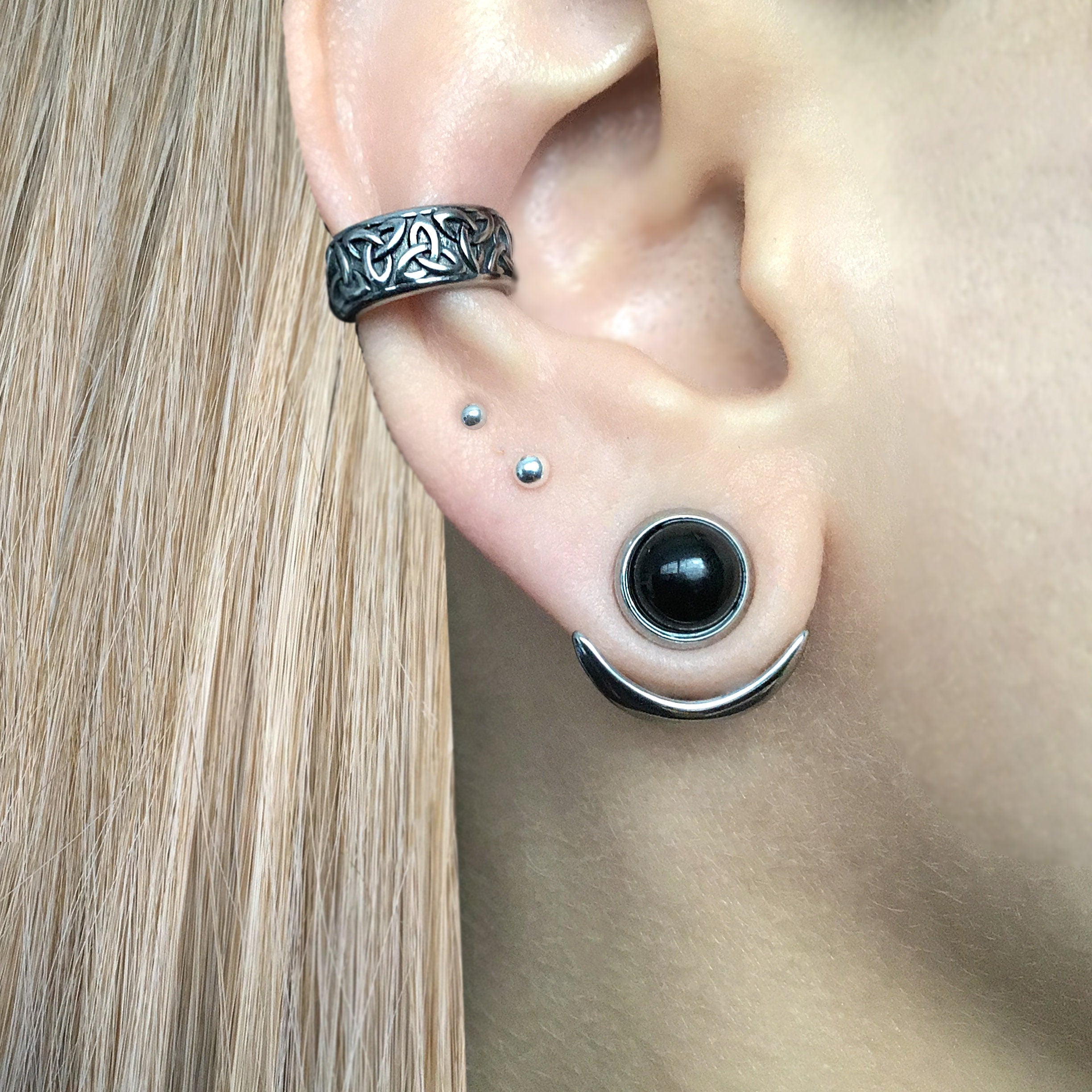 MOON EAR JACKET WITH BLACK STUD