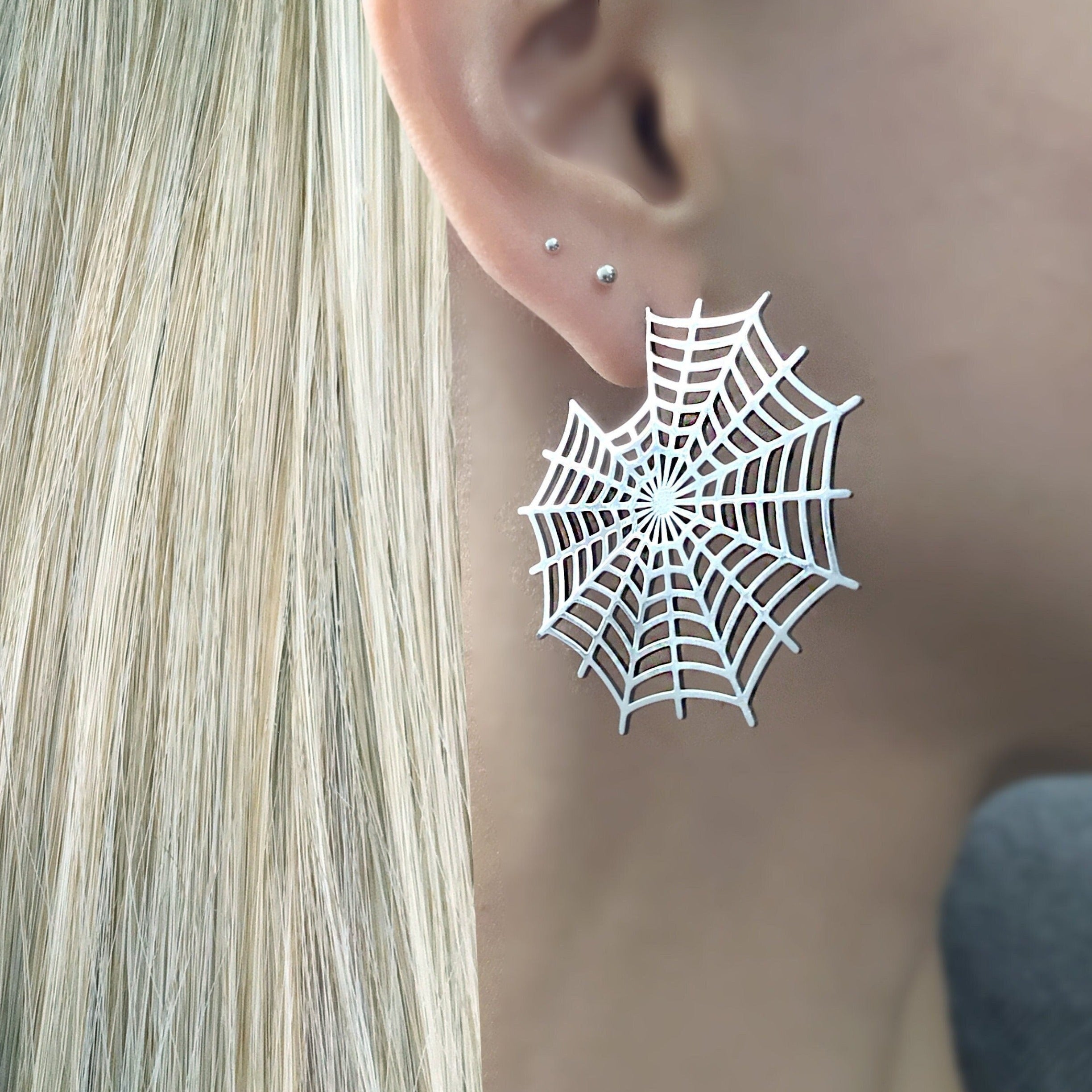 SPIDER WEB EARRINGS