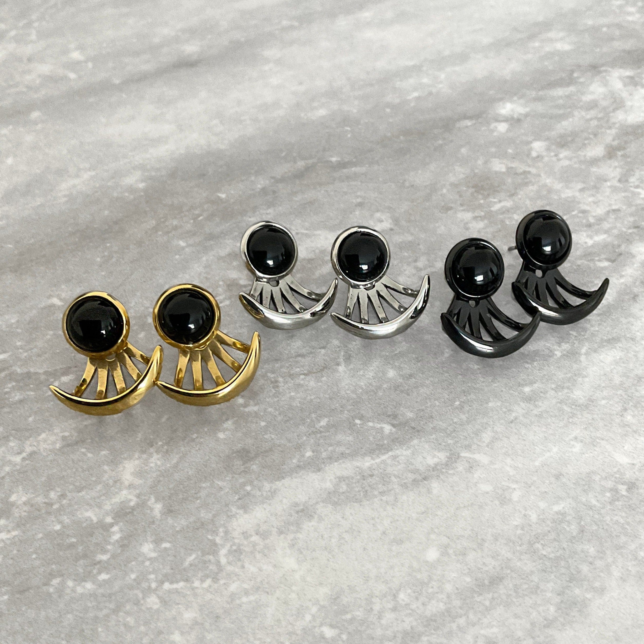 MOON EAR JACKET WITH BLACK STUD