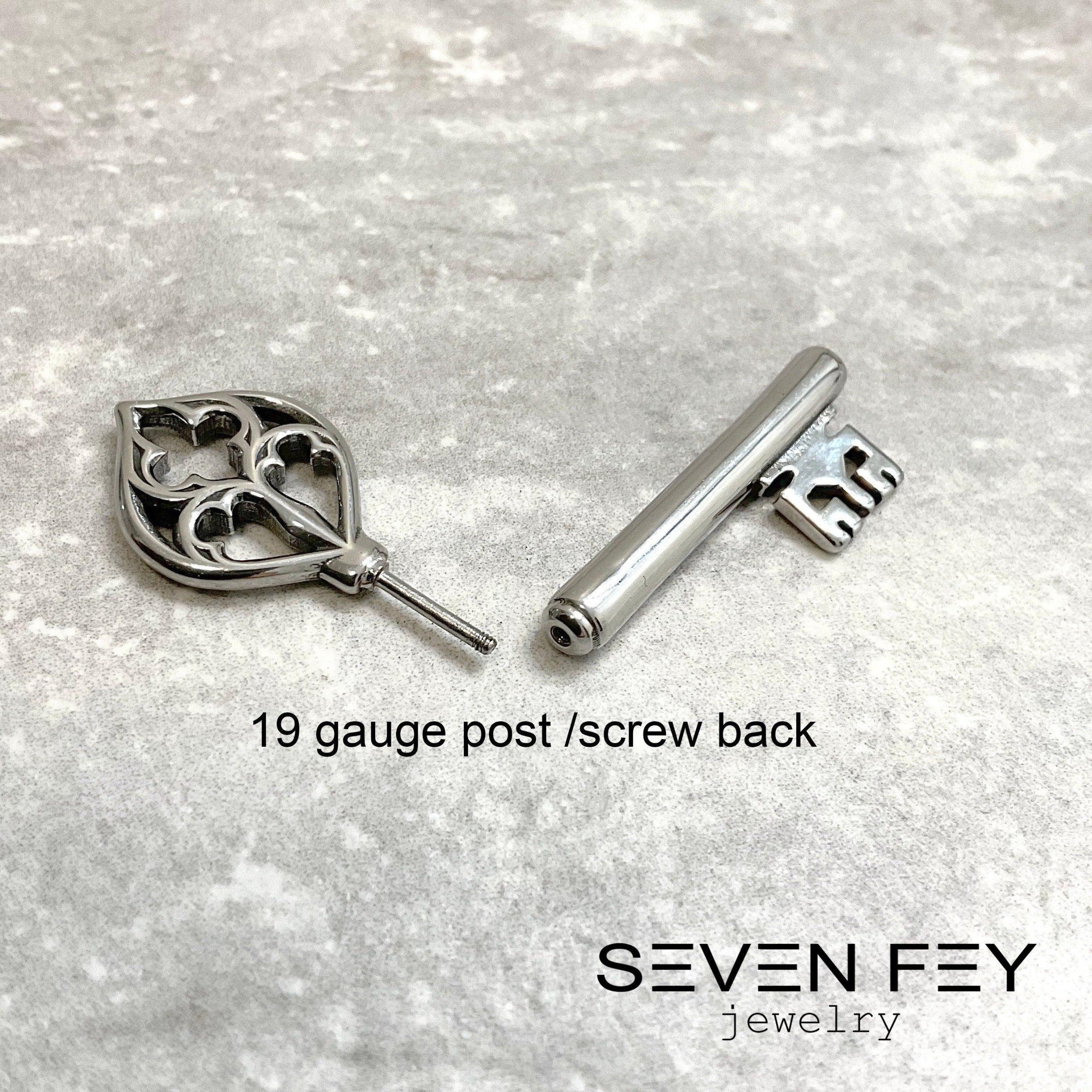 GOTHIC KEY EARRINGS