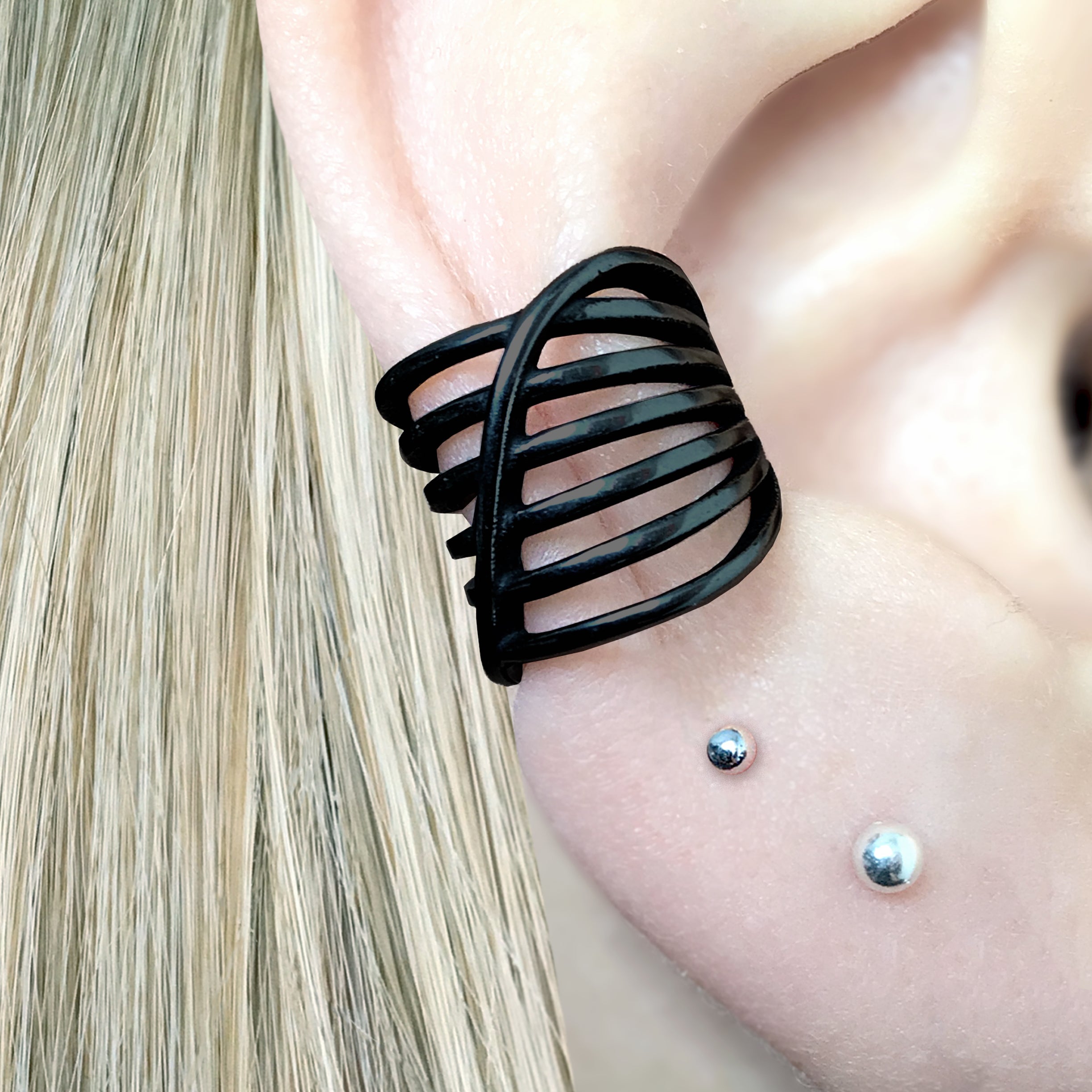 OPEN LINES EAR CUFF