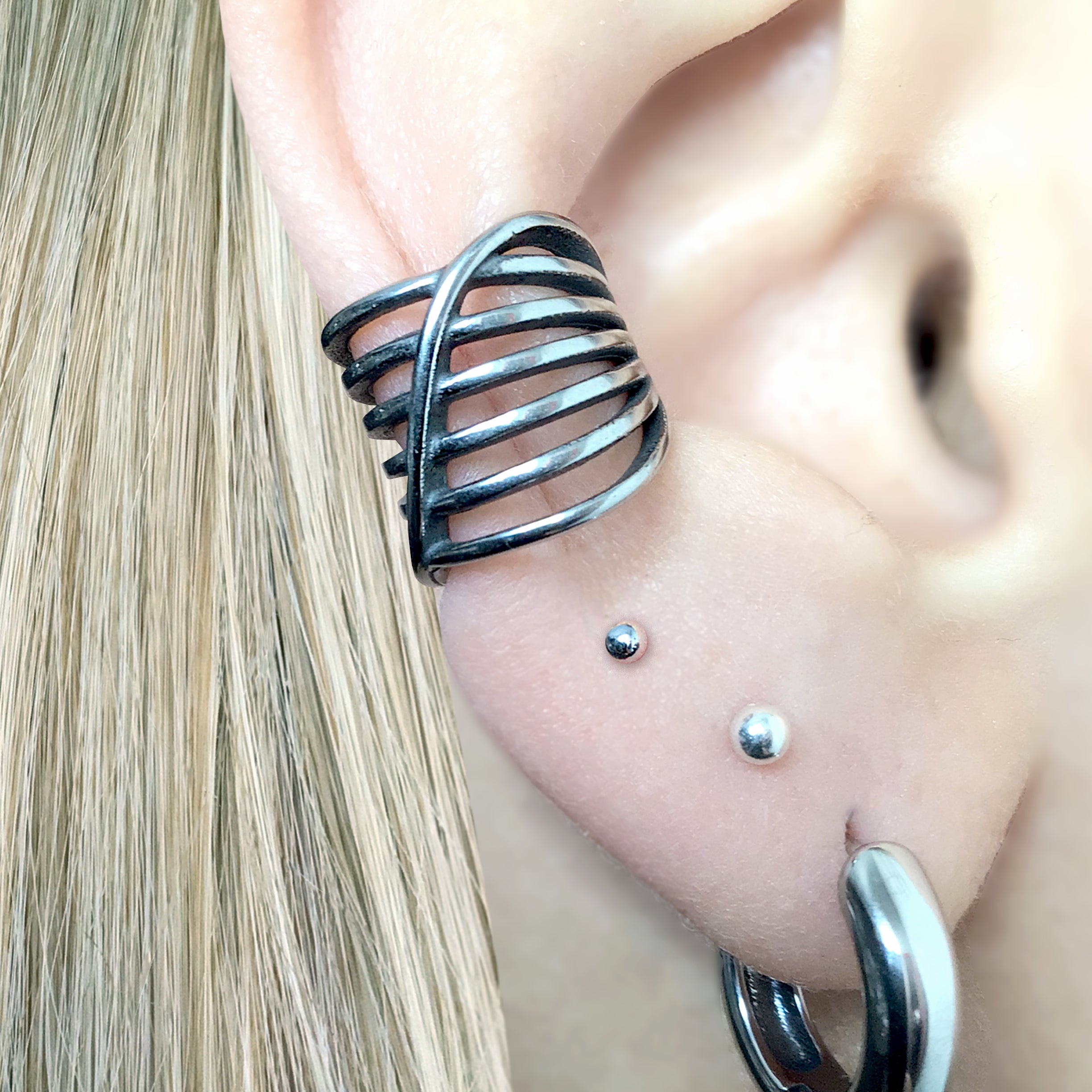 OPEN LINES EAR CUFF