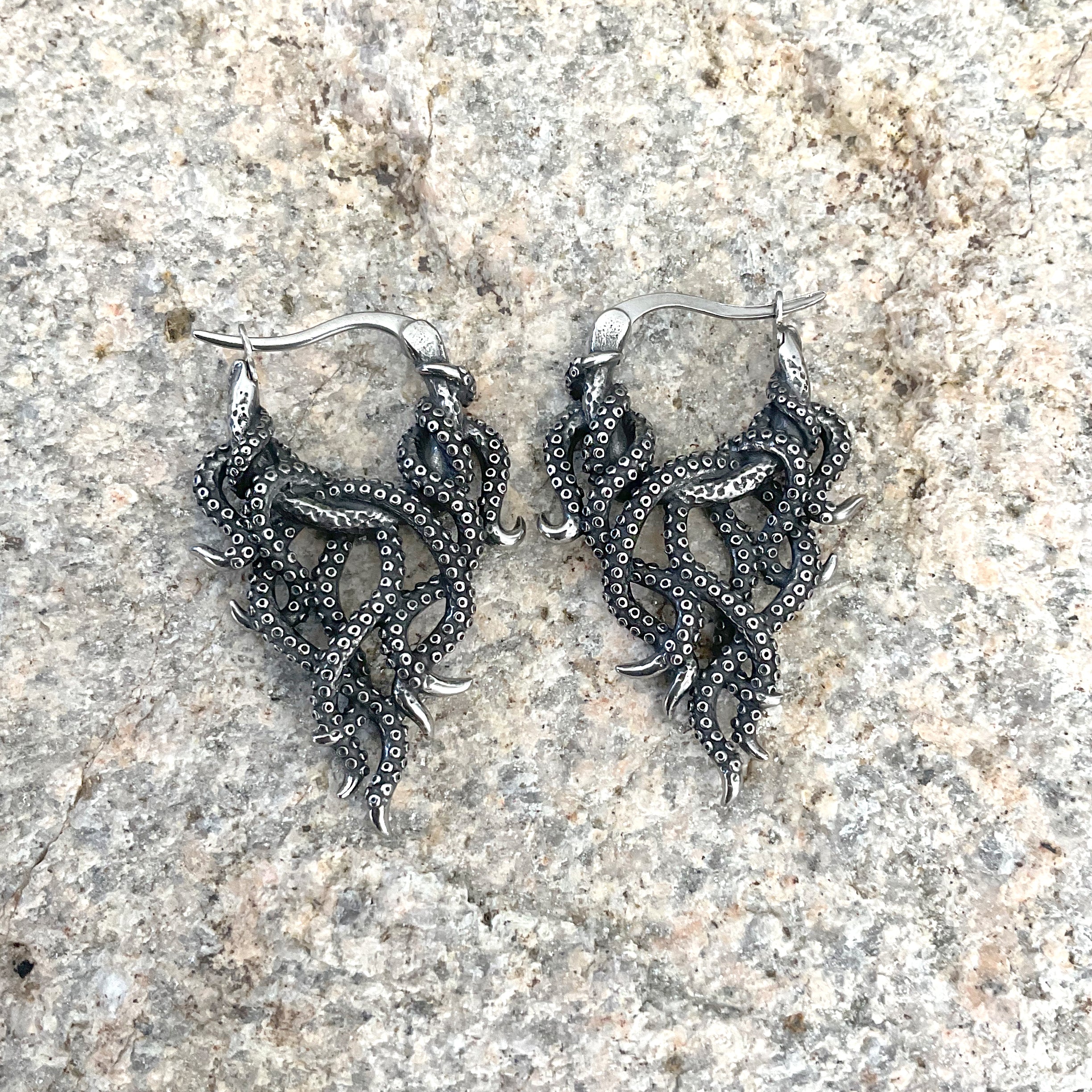 OCTOPUS HOOP EARRINGS