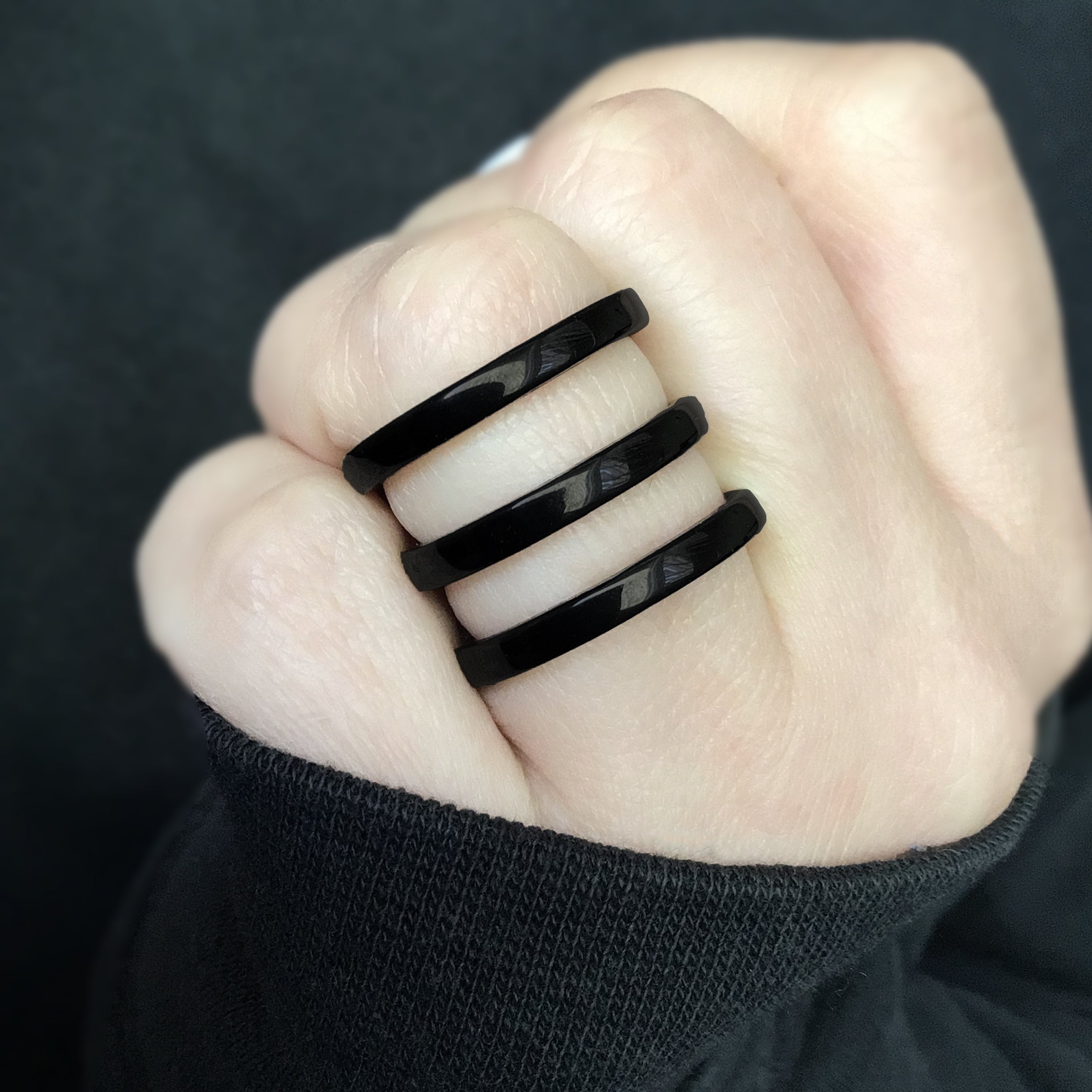 TRIPLE LINES WIDE RING