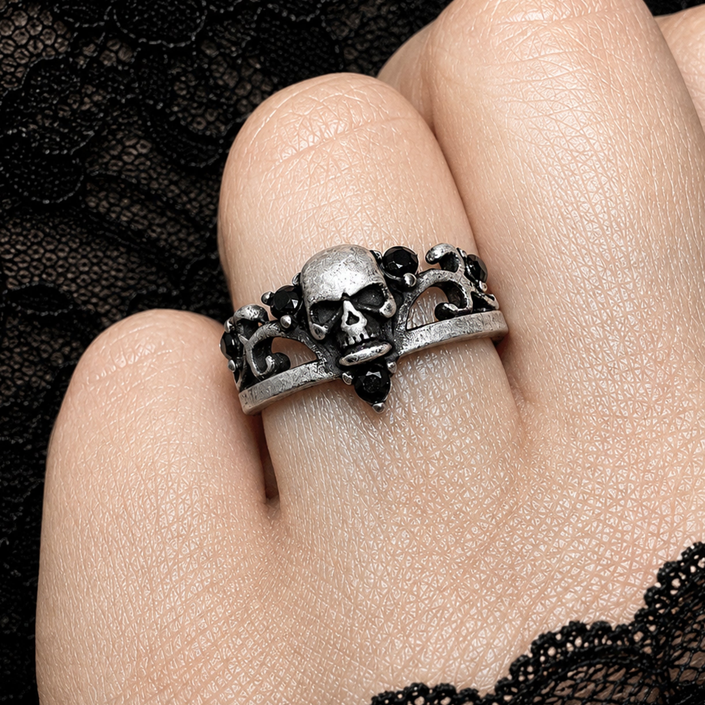 SKULL RING