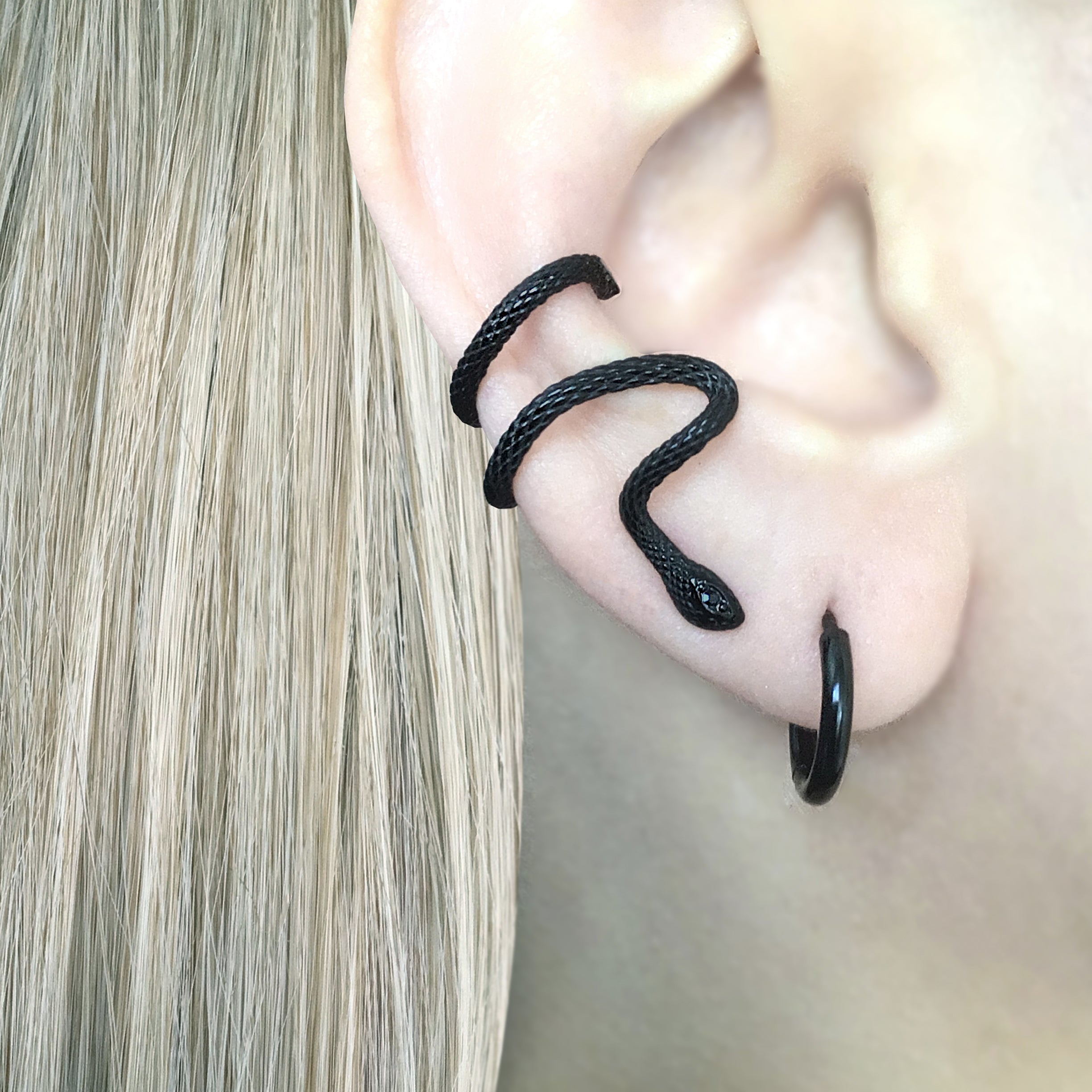 SNAKE GOTHIC EAR CUFF