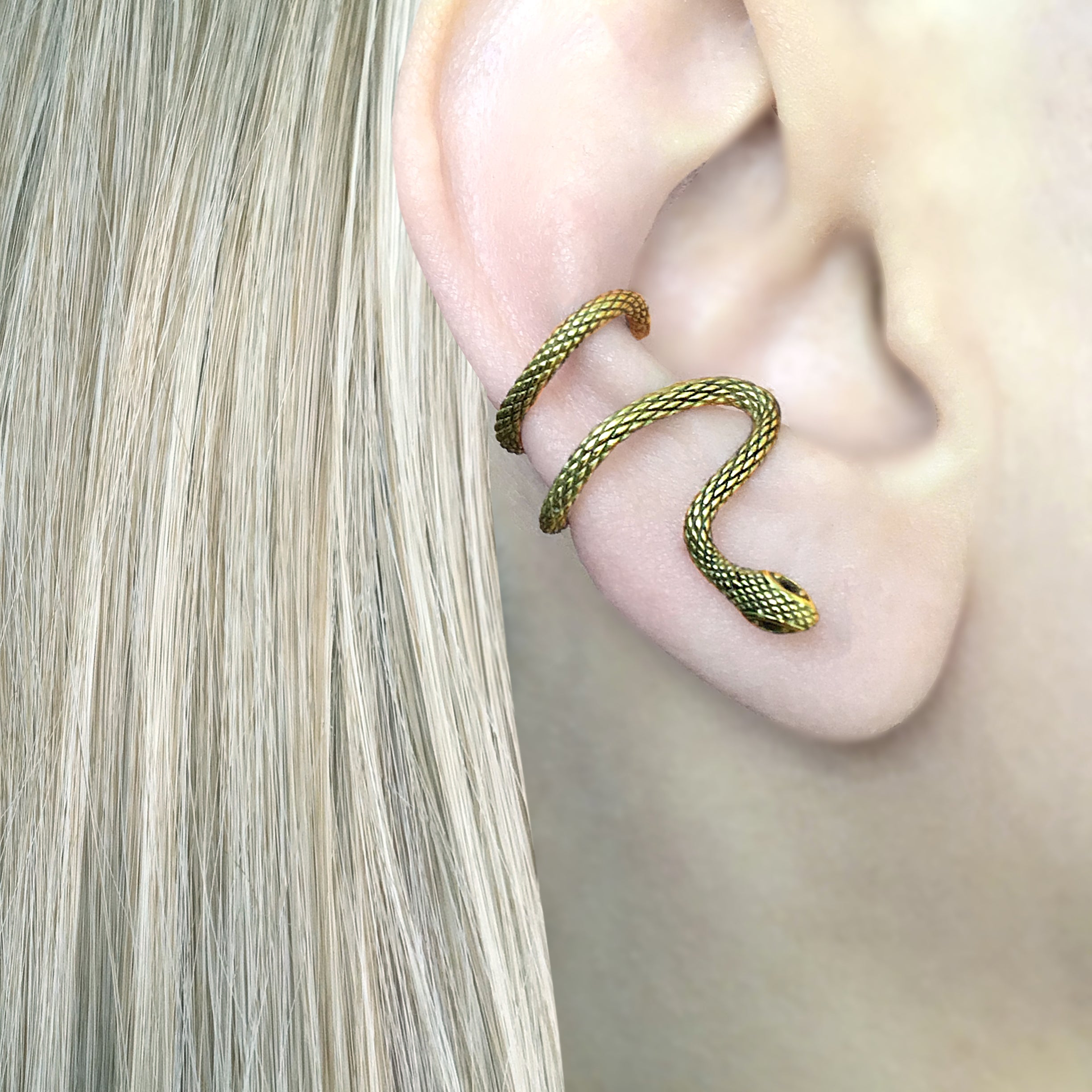 SNAKE GOTHIC EAR CUFF