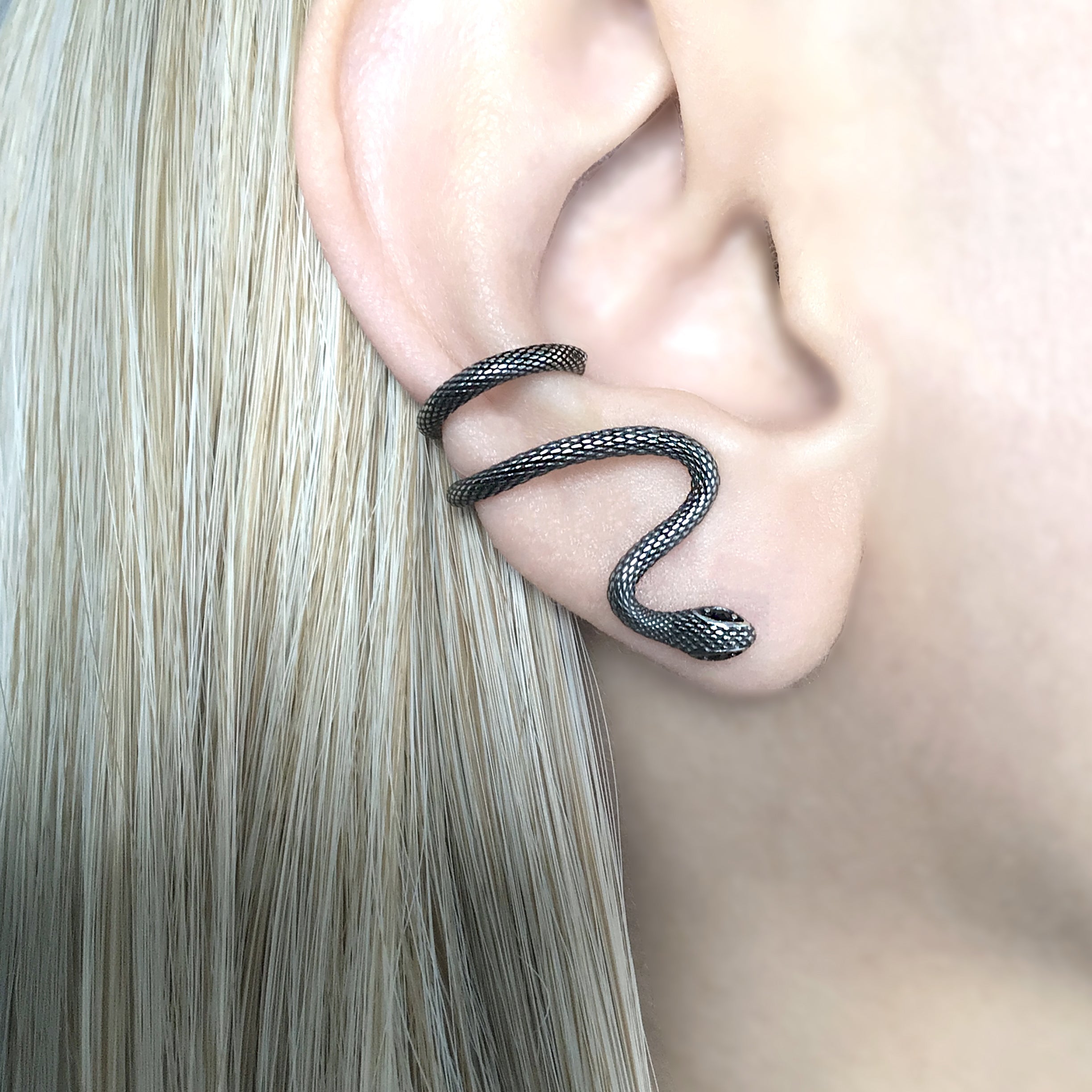 SNAKE GOTHIC EAR CUFF