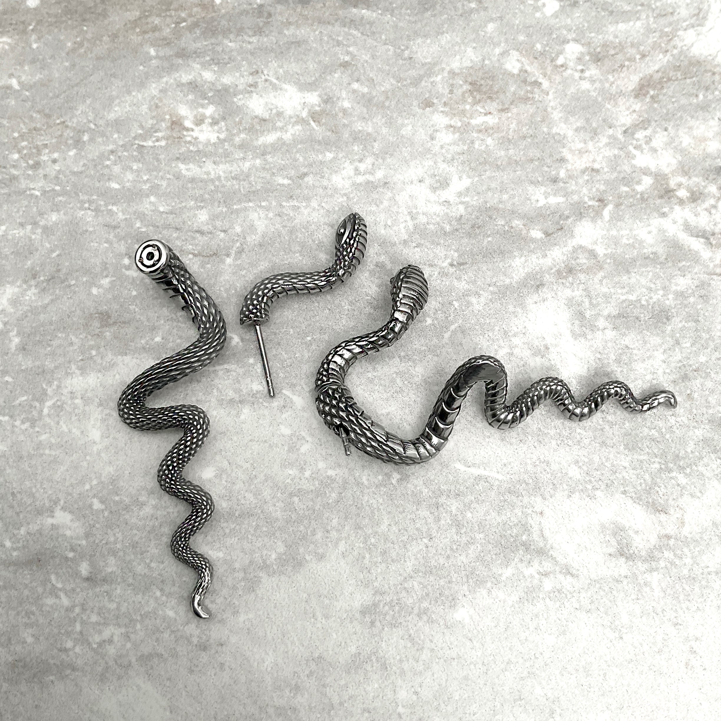 LONG SNAKE EARRINGS