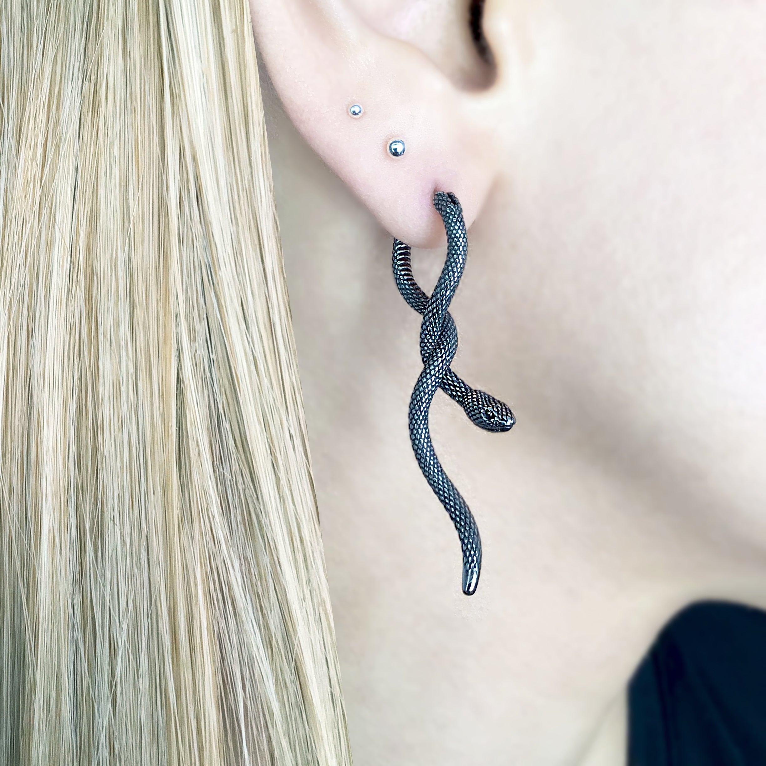 TWISTED SNAKE EARRINGS