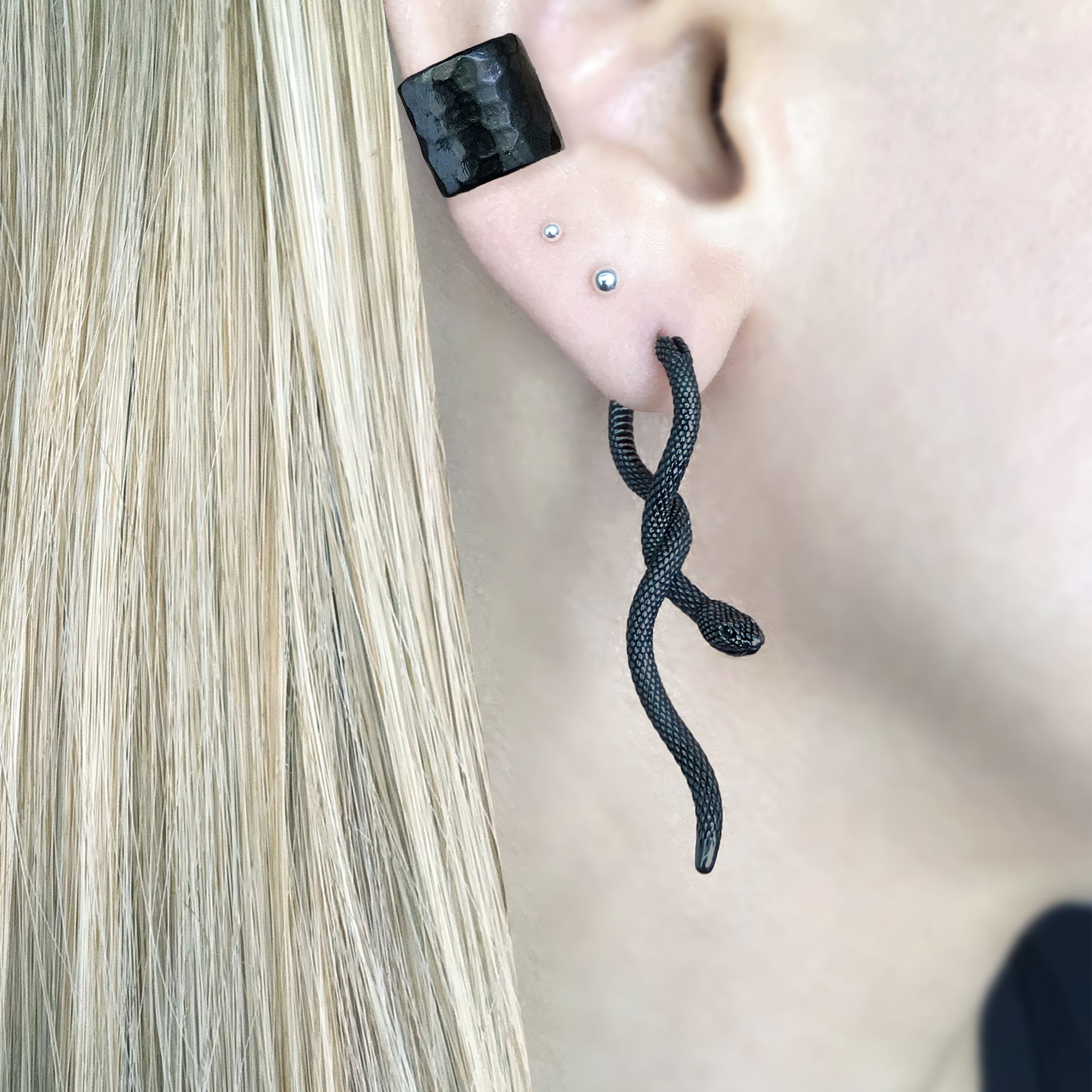 TWISTED SNAKE EARRINGS