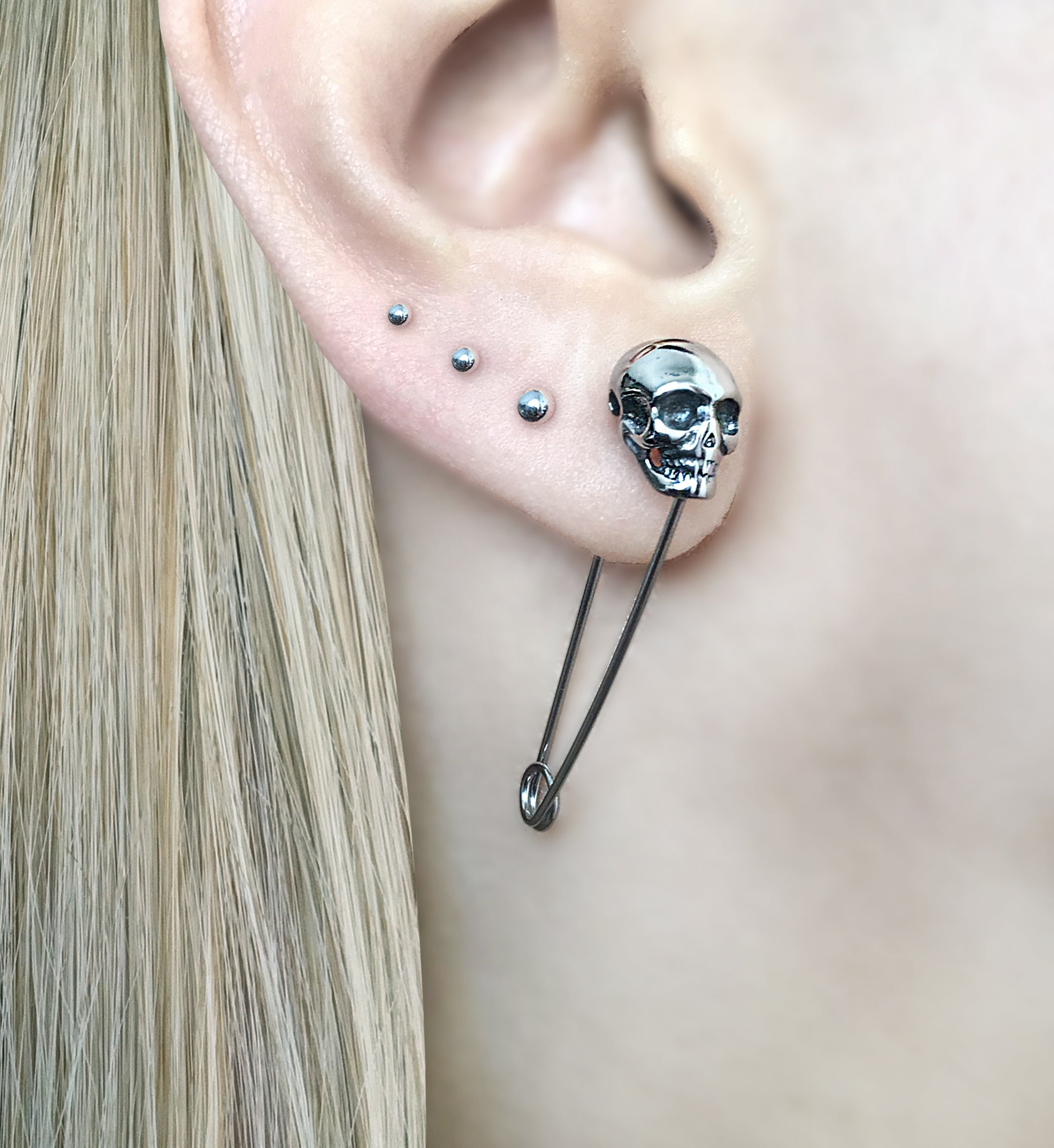 SKULL PIN EARRINGS