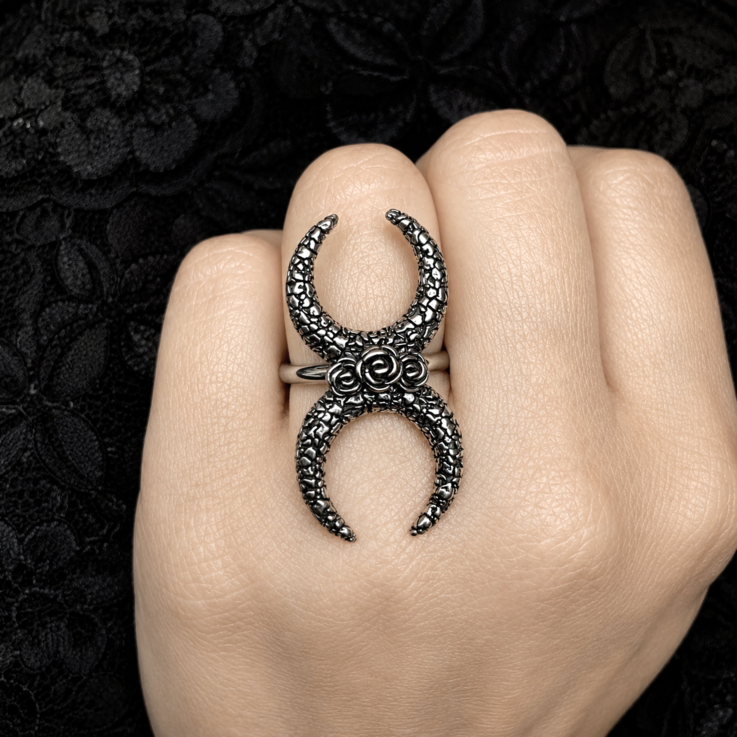 TWO MOONS RING
