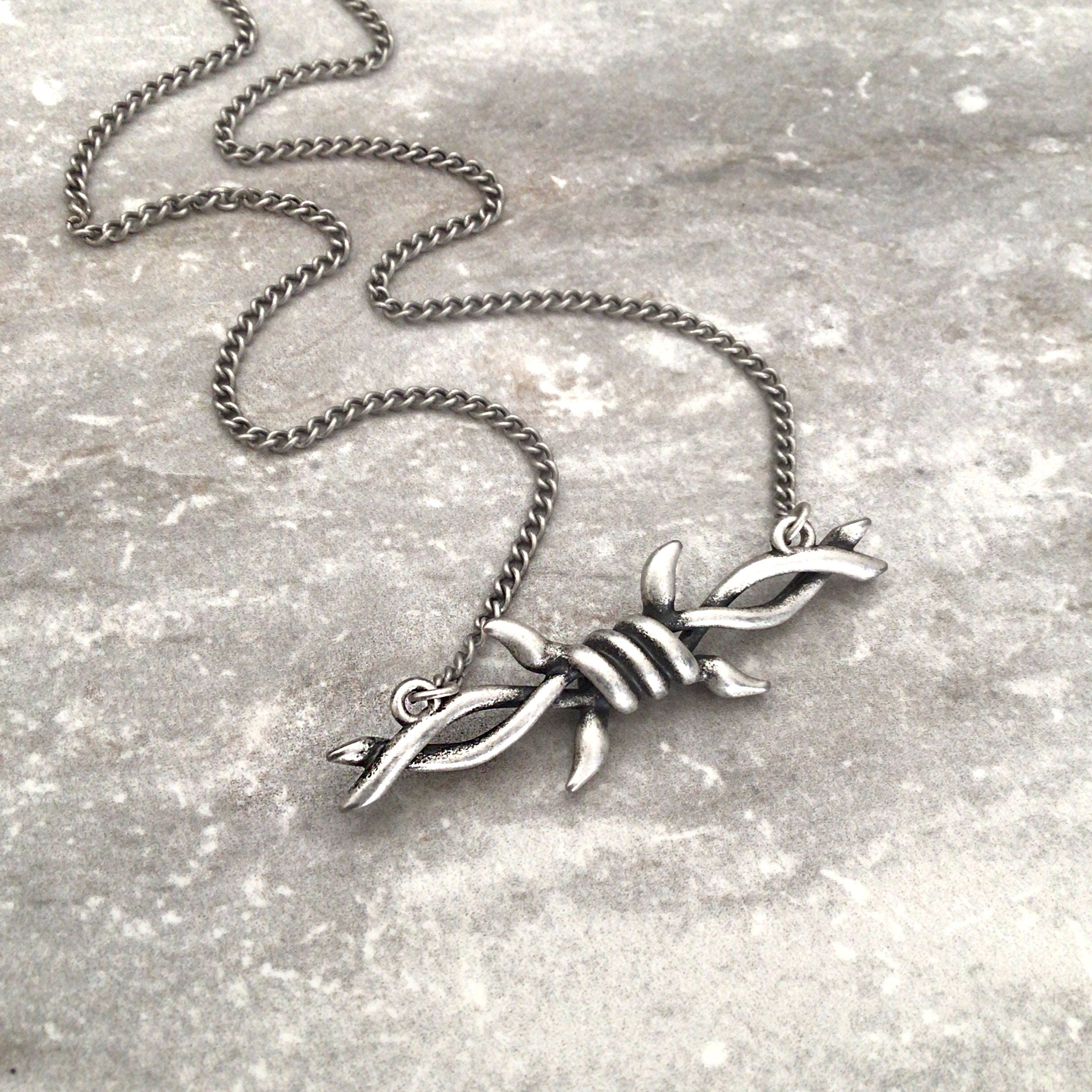 BARBED WIRE NECKLACE