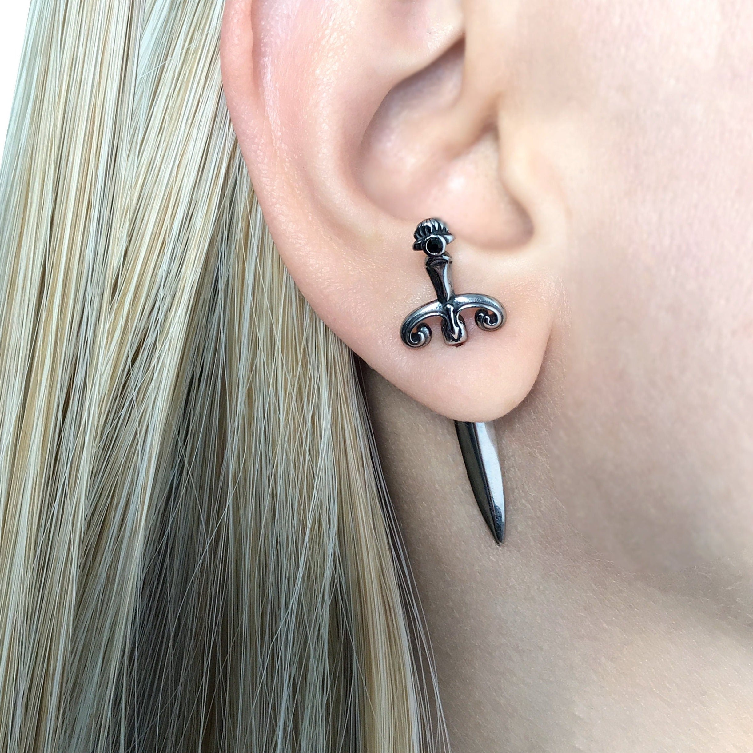 DAGGER EAR JACKET