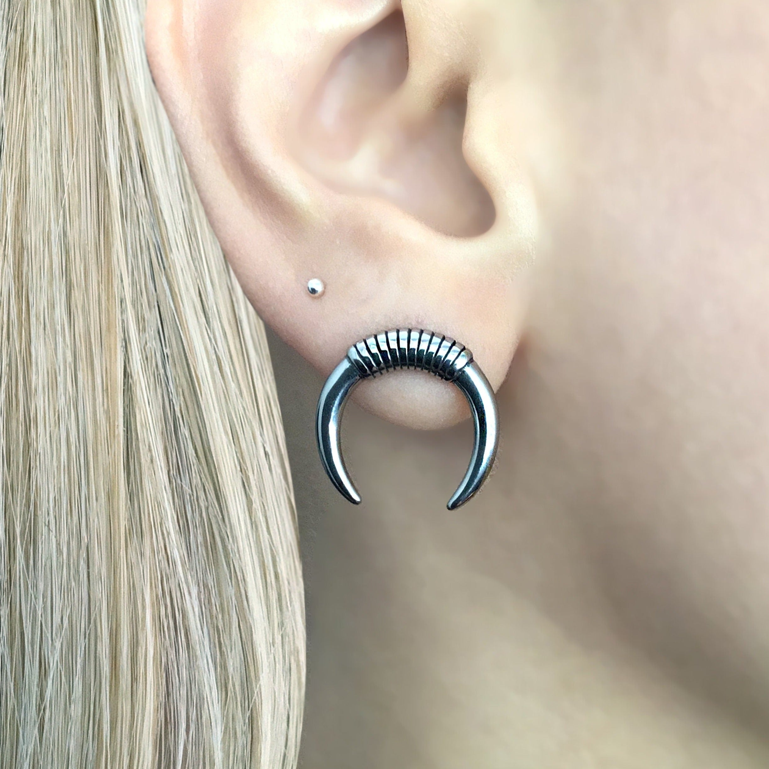 MOON STUDS EARRINGS