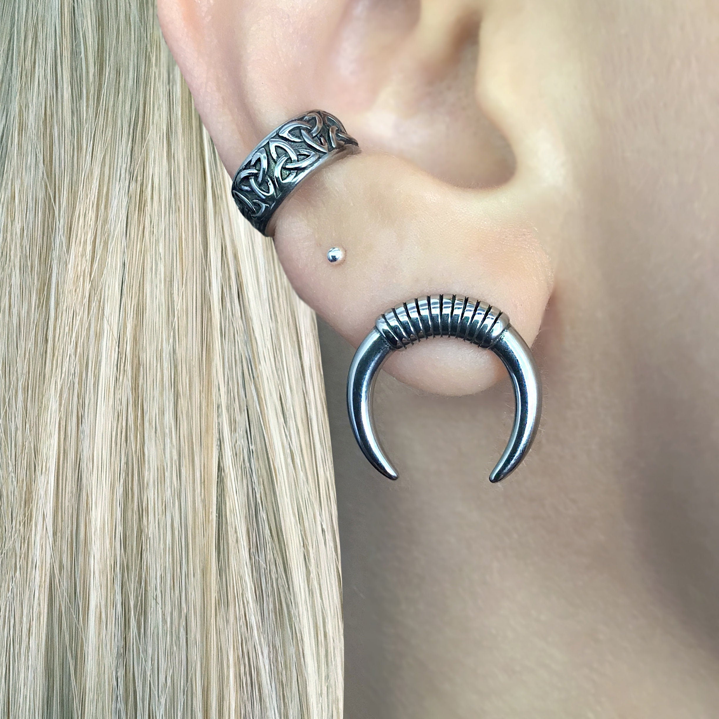 MOON STUDS EARRINGS