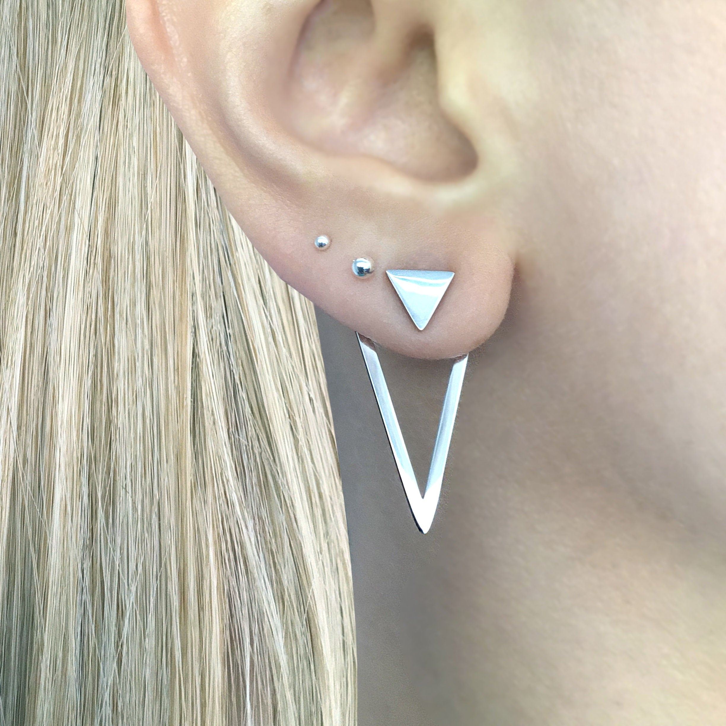 TRIANGLE EARRINGS