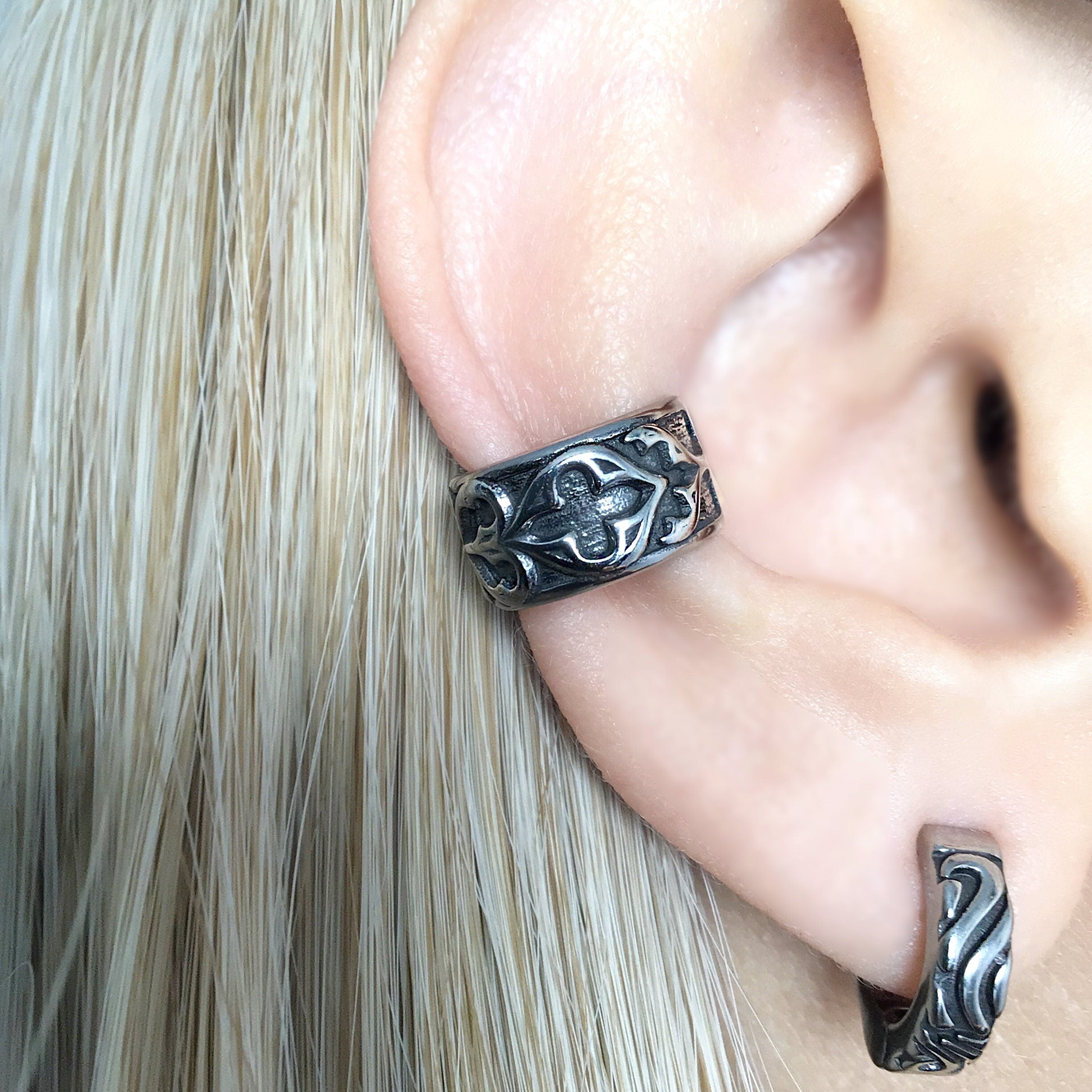 GOTHIC CATHEDRAL EAR CUFF