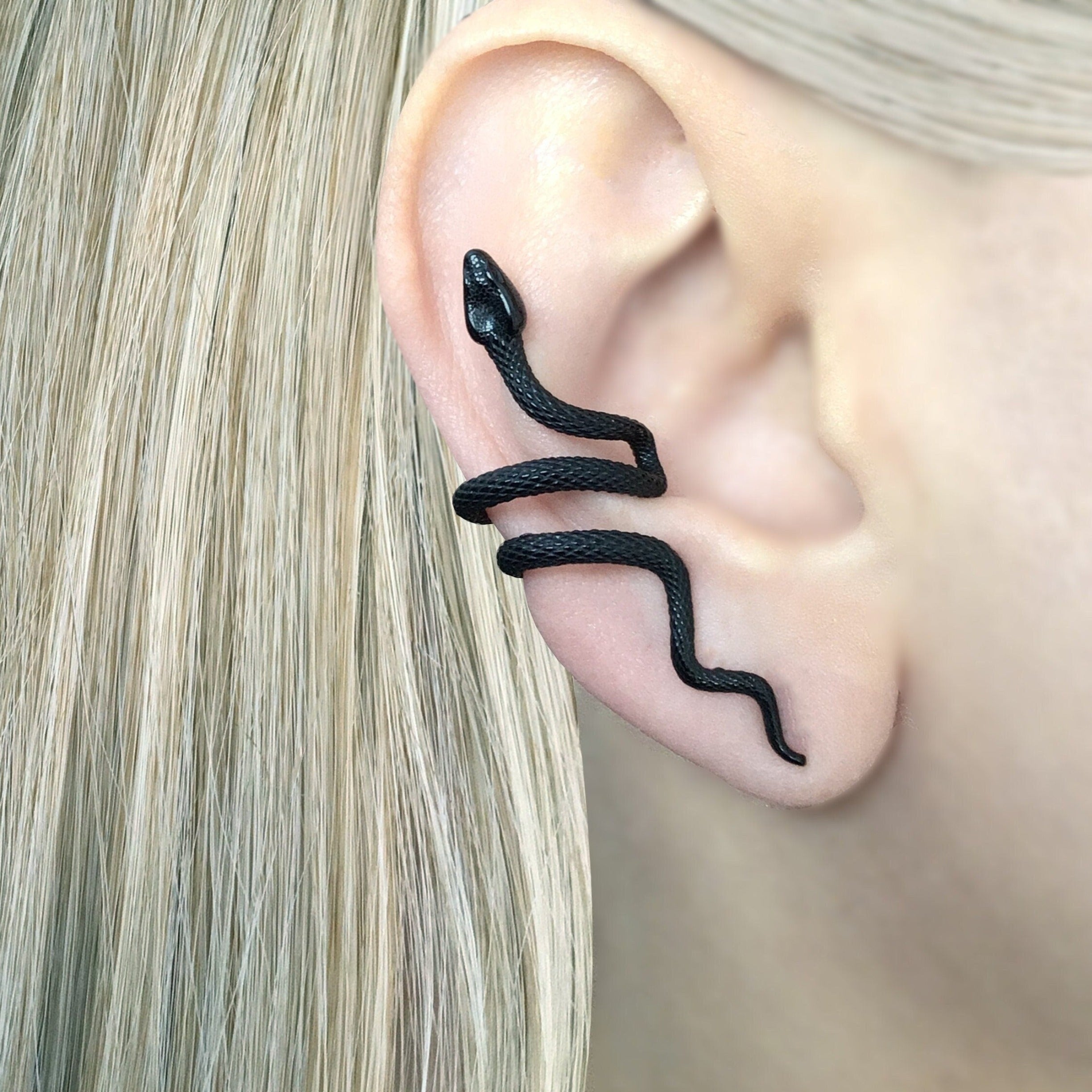 SNAKE EAR CUFF