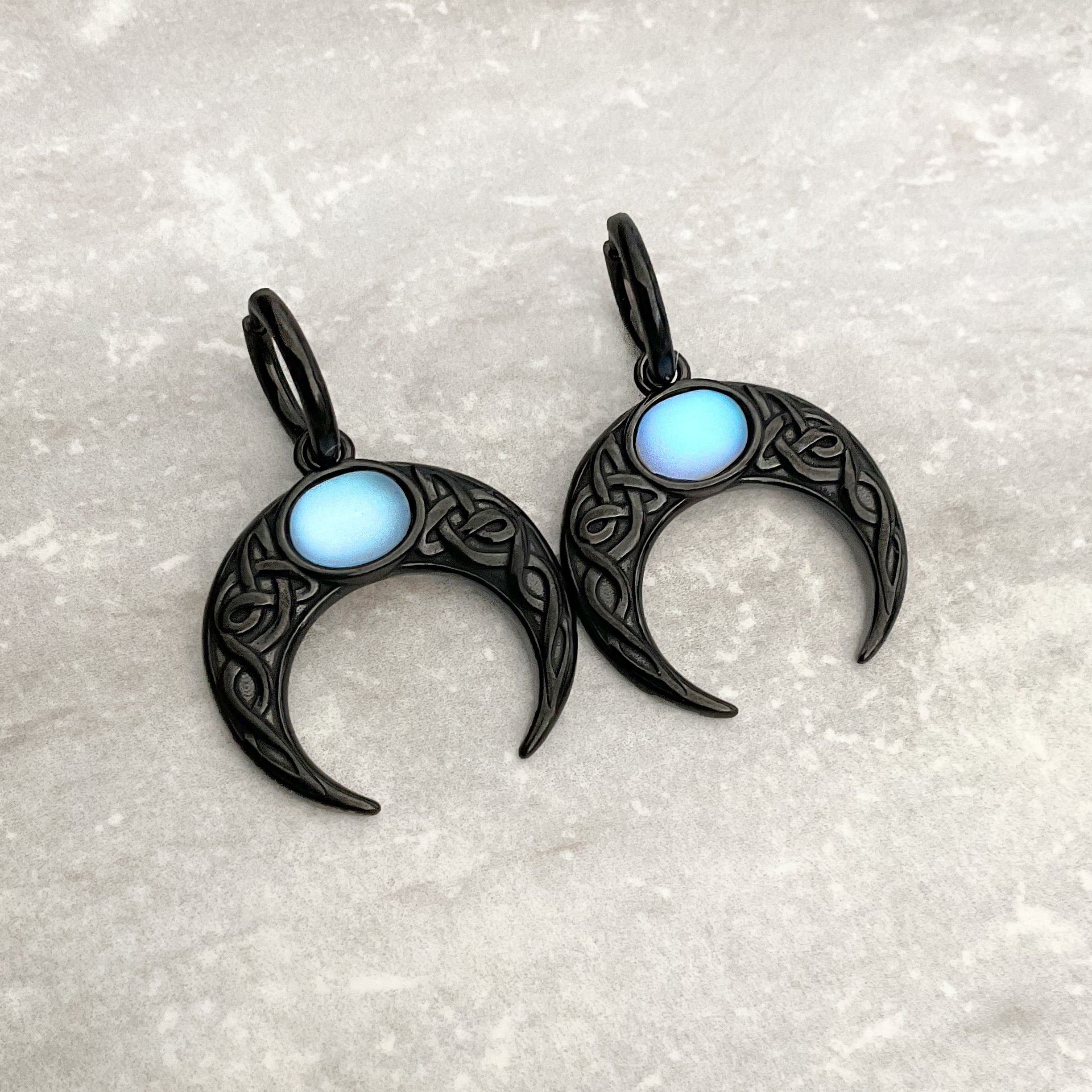 CELTIC BLUE MOON HOOPS IN SILVER