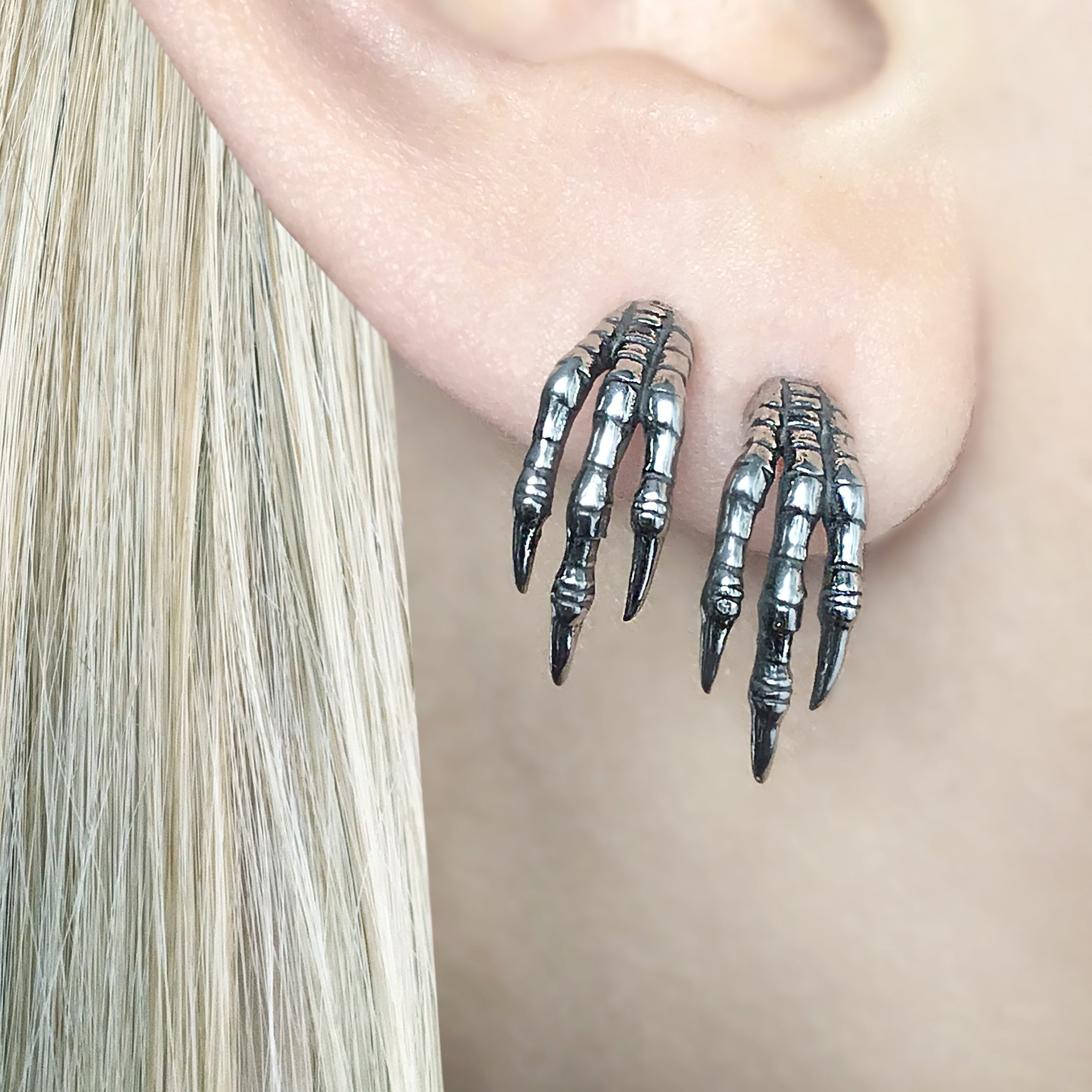 BIRD'S CLAW EARRINGS