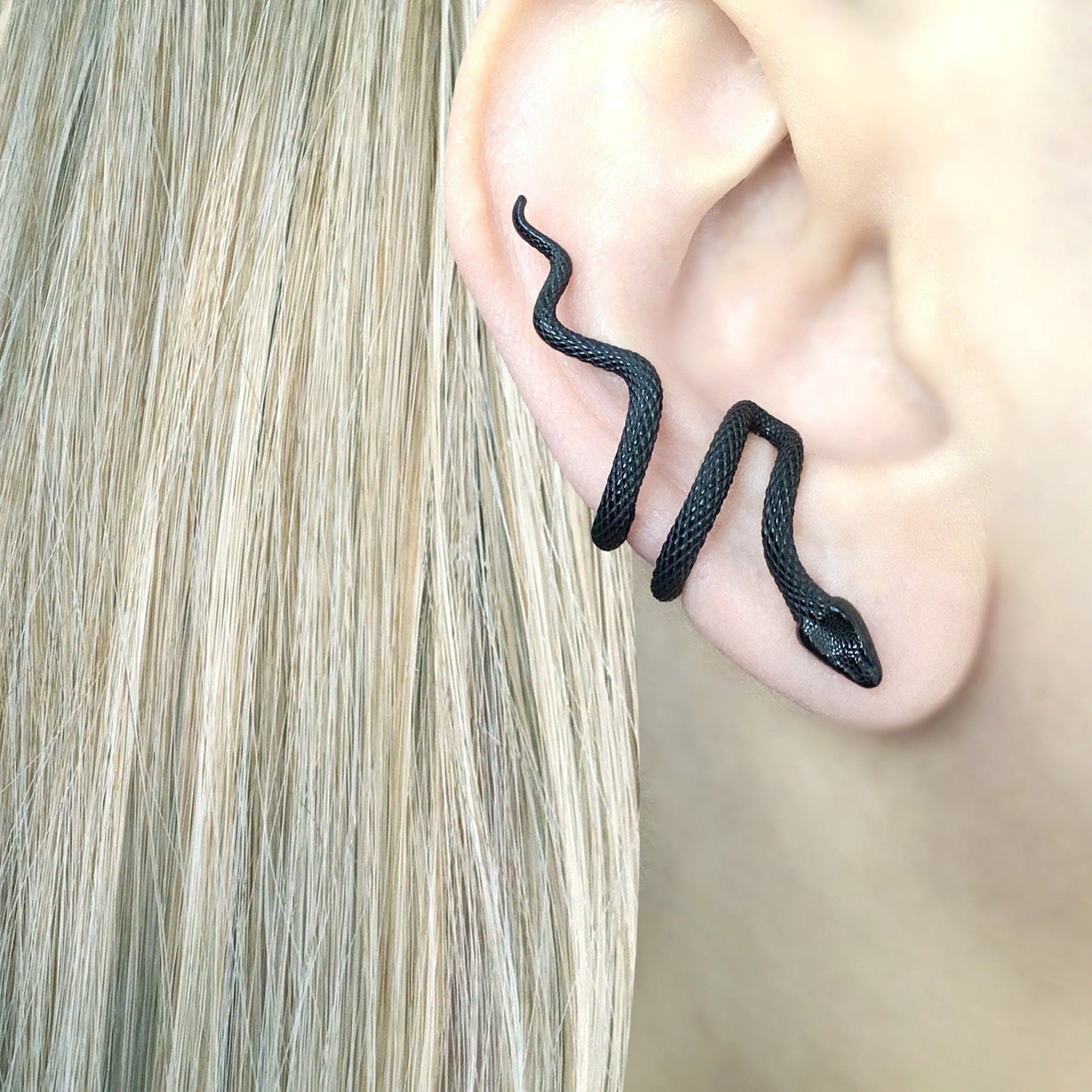 SNAKE EAR CUFF