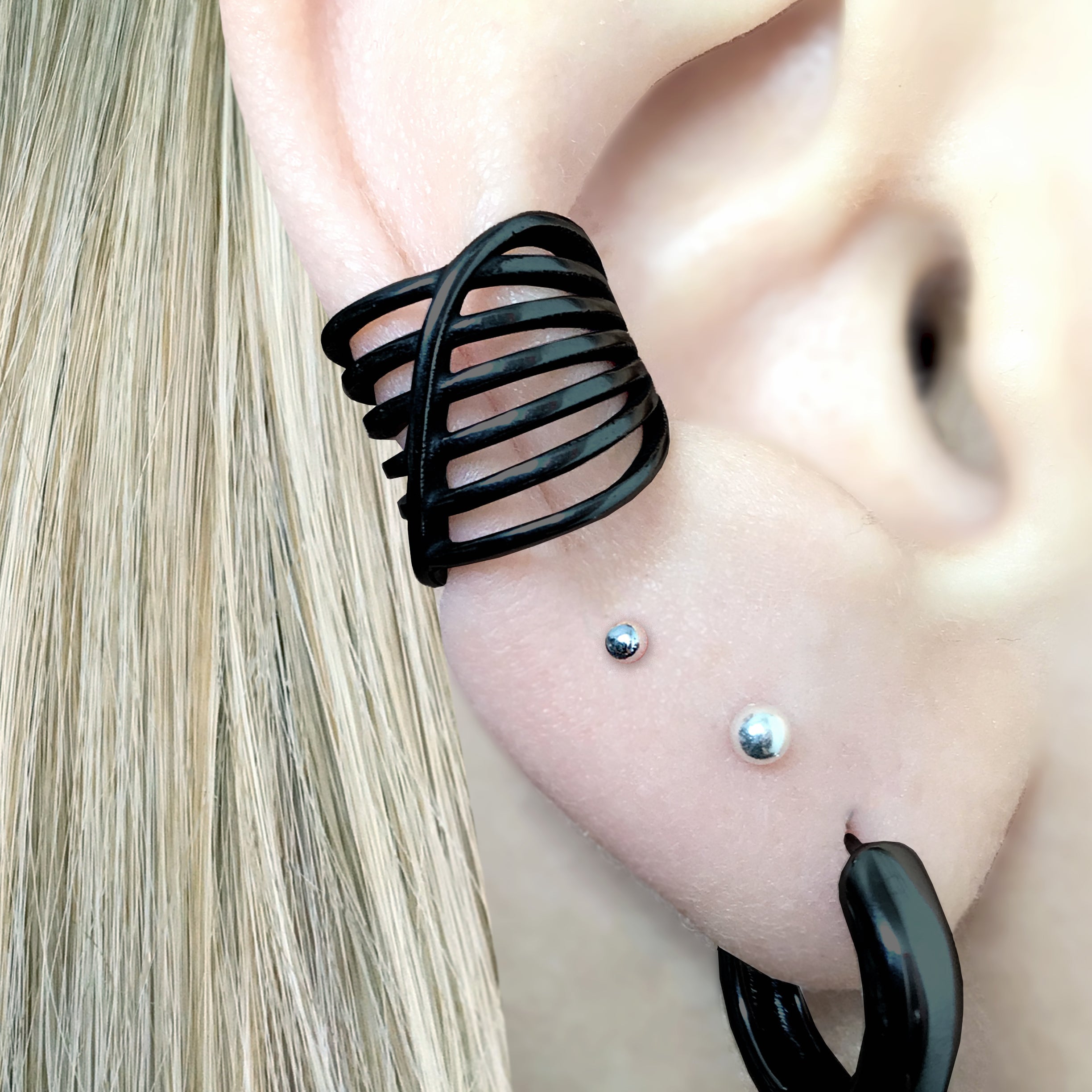 OPEN LINES EAR CUFF