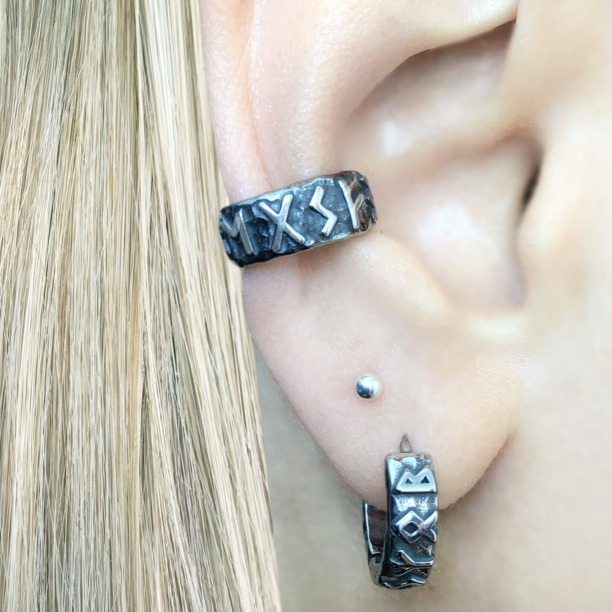 RUNE EAR CUFF, NO PIERCING