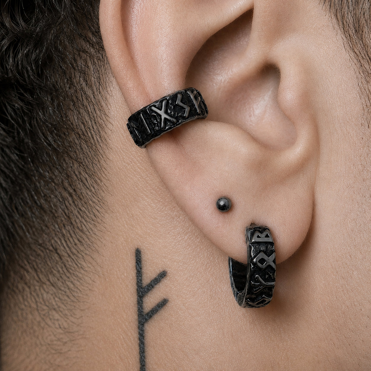 RUNE EAR CUFF, NO PIERCING