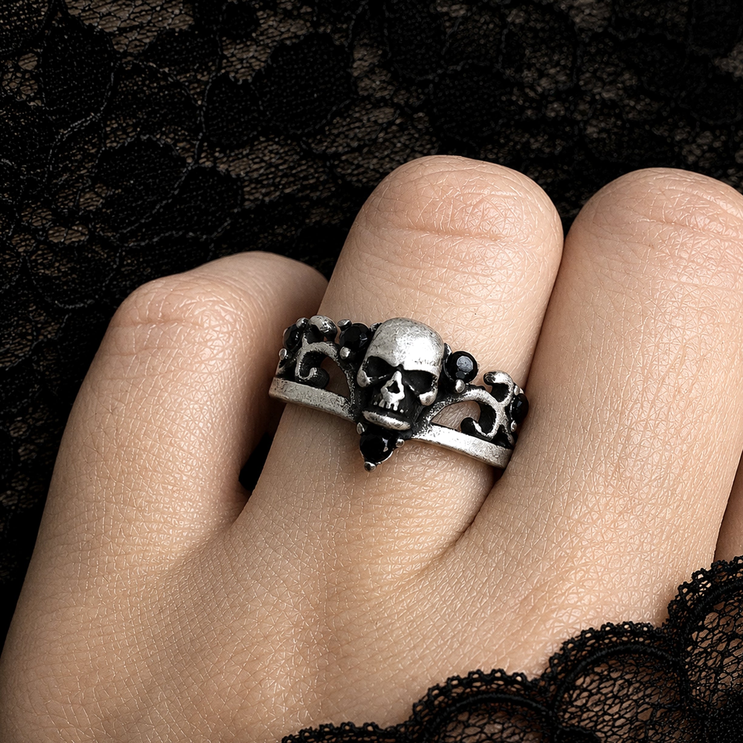 SKULL RING