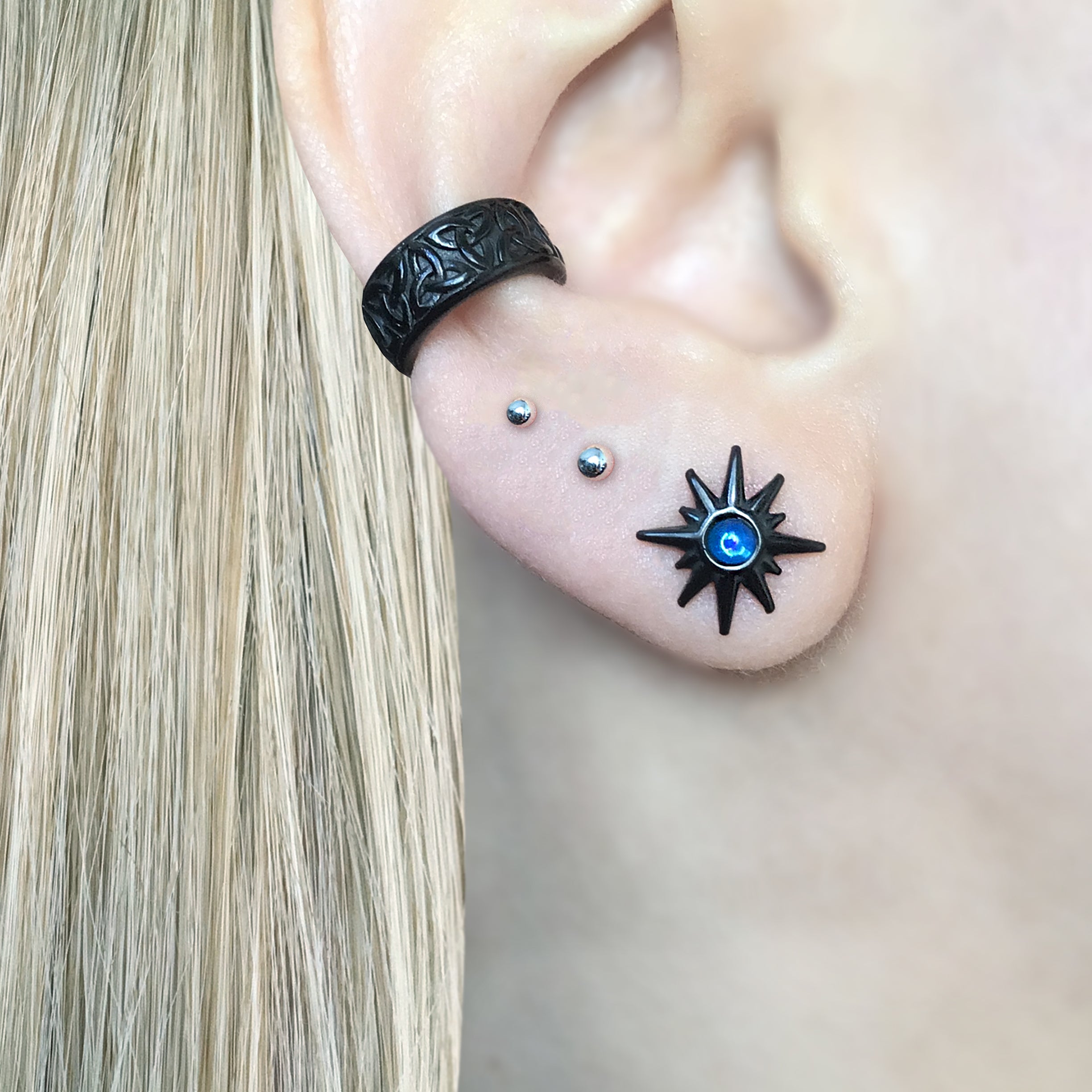 STARBURST STUDS IN BLACK