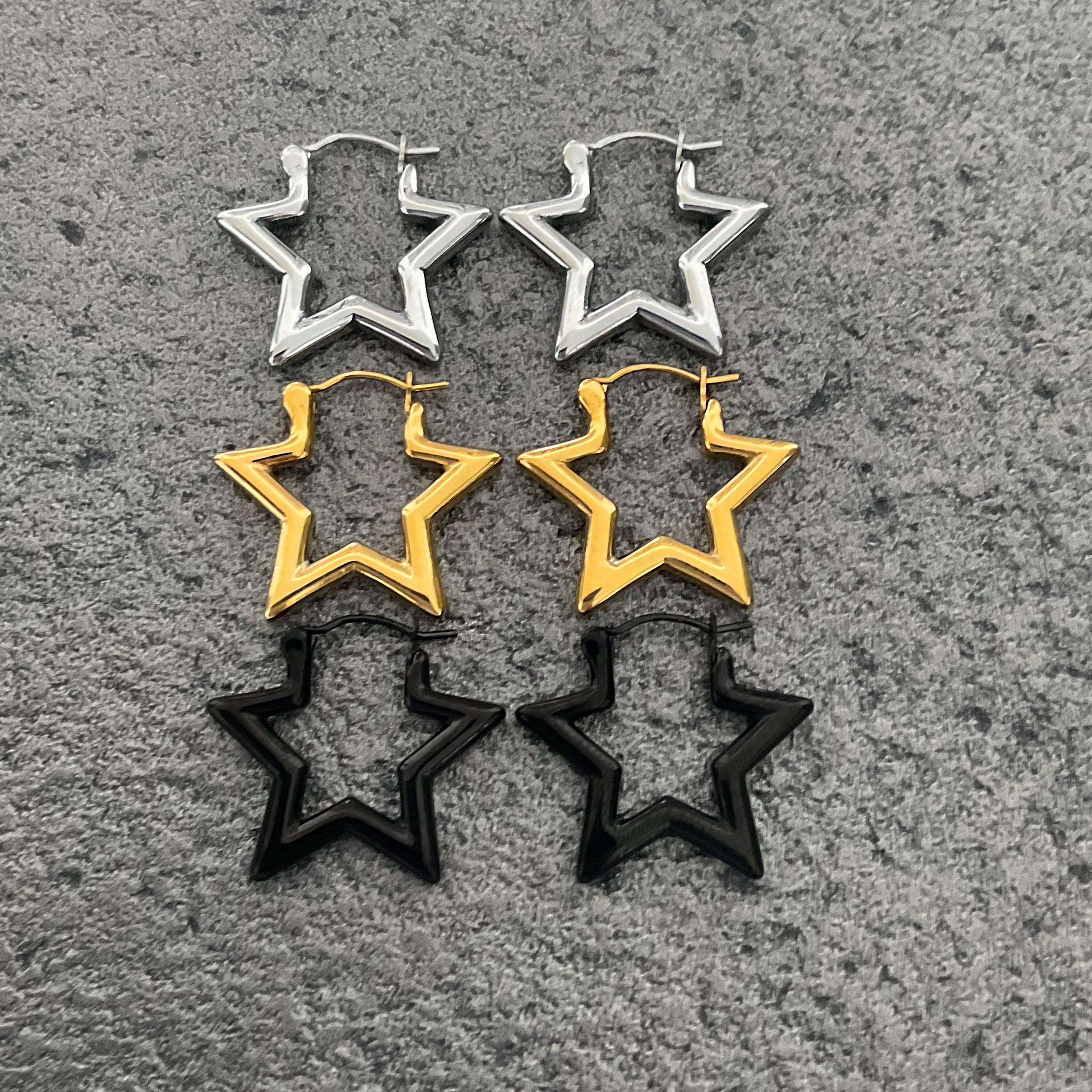 STARS HUGGIE HOOPS