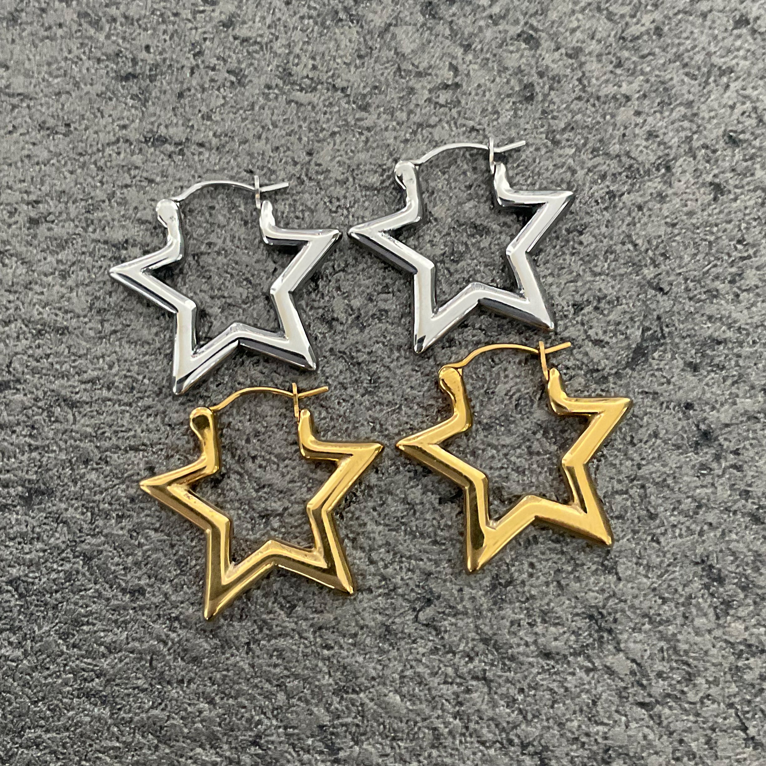 STARS HUGGIE HOOPS