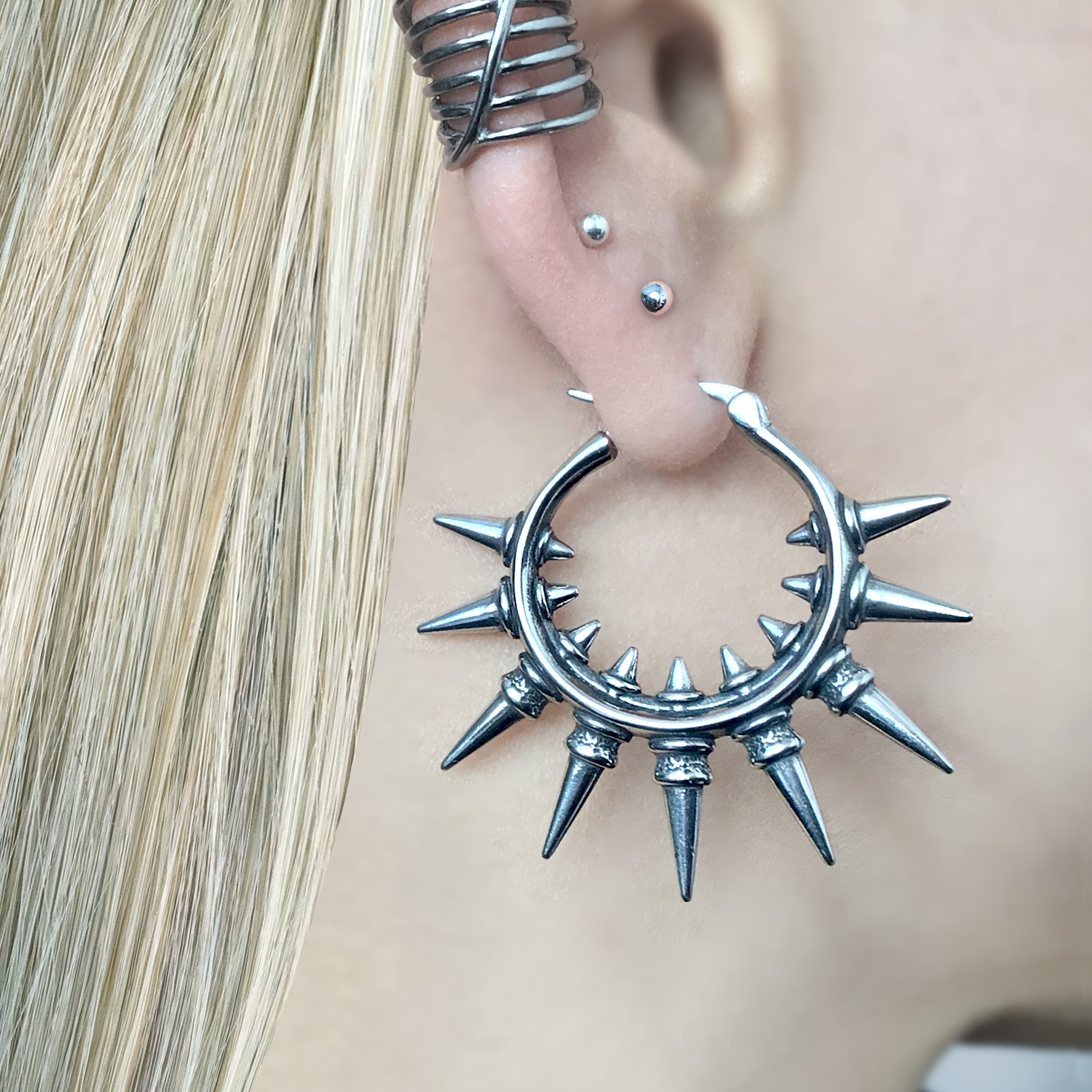 TRIBAL SPIKES HOOP EARRINGS