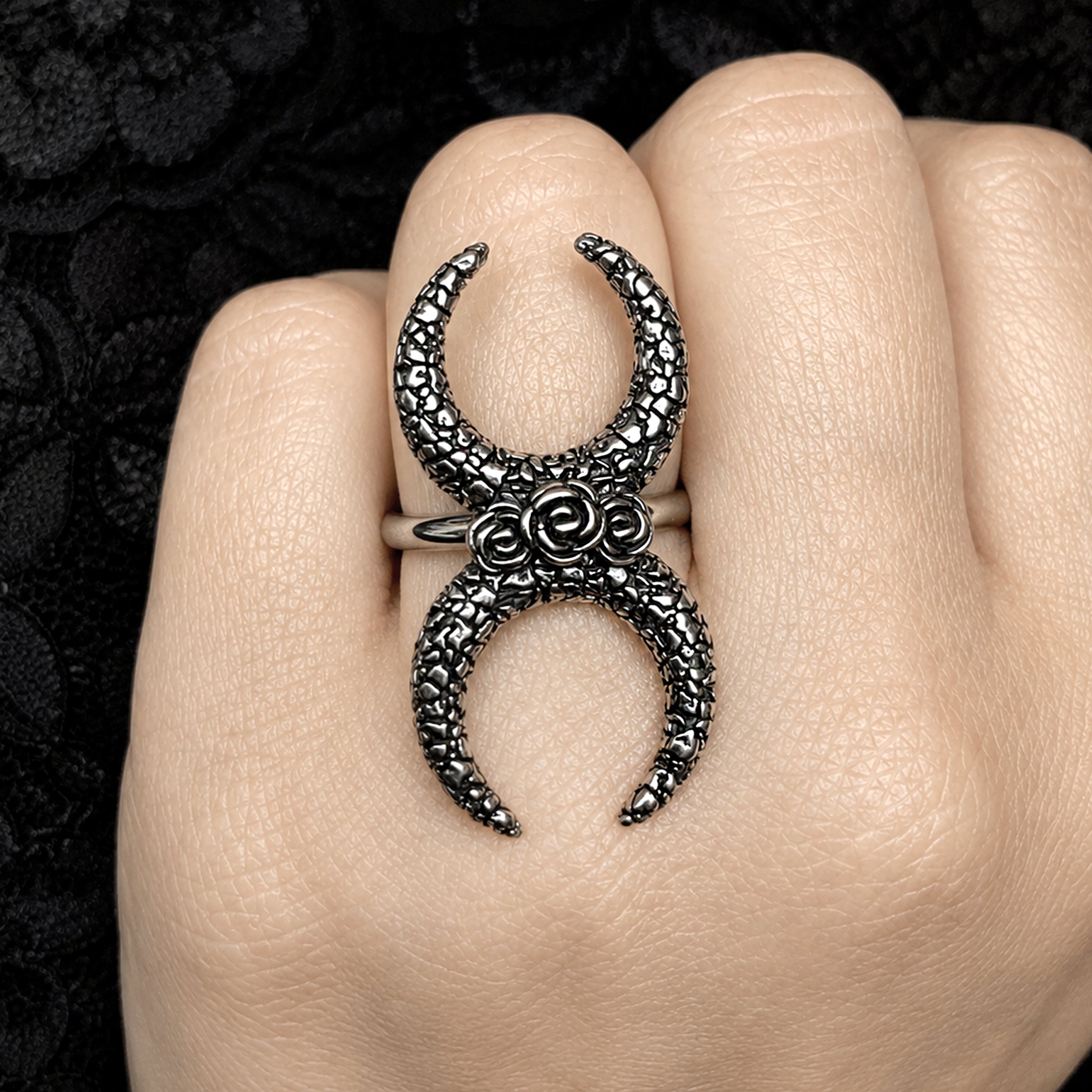 TWO MOONS RING