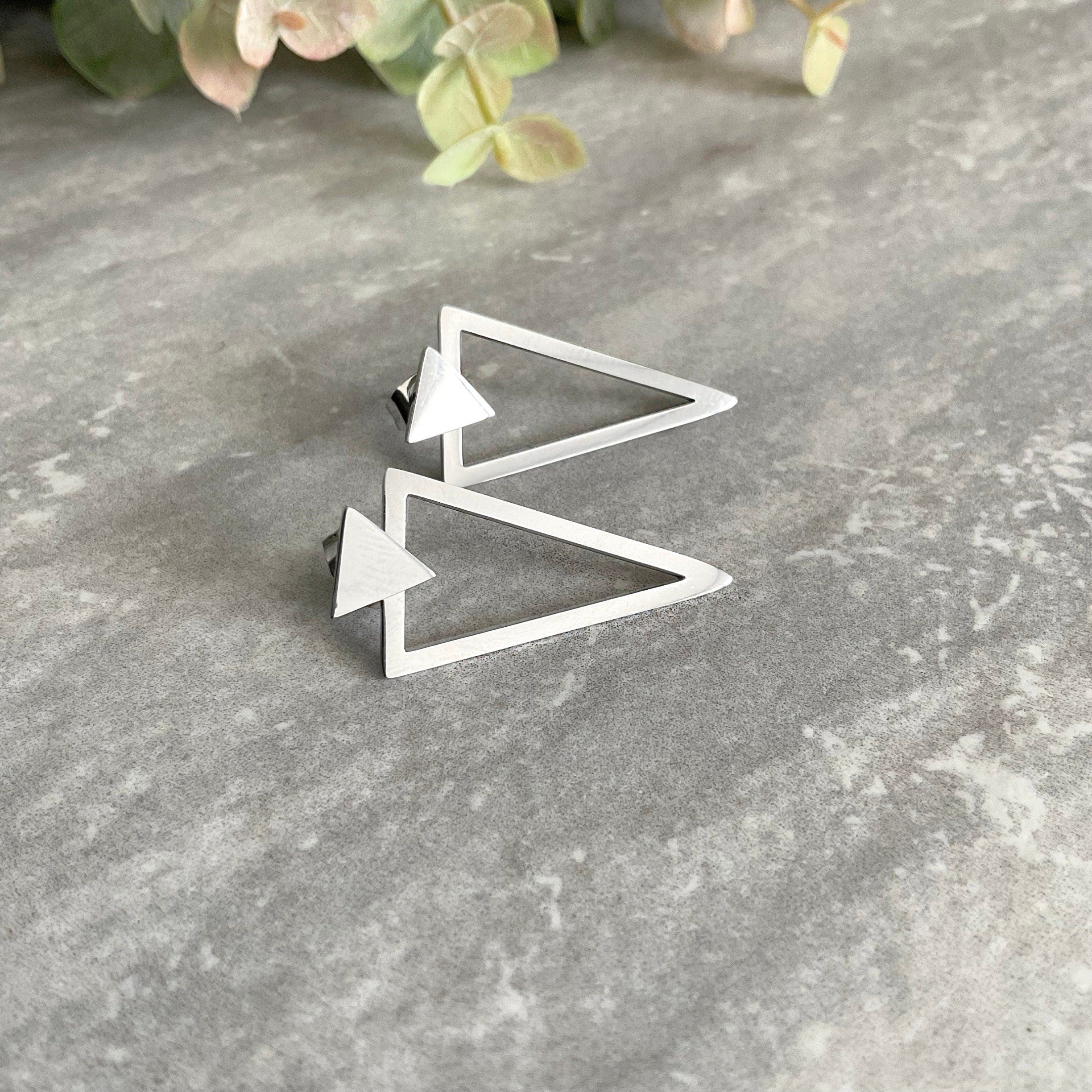 TRIANGLE EARRINGS