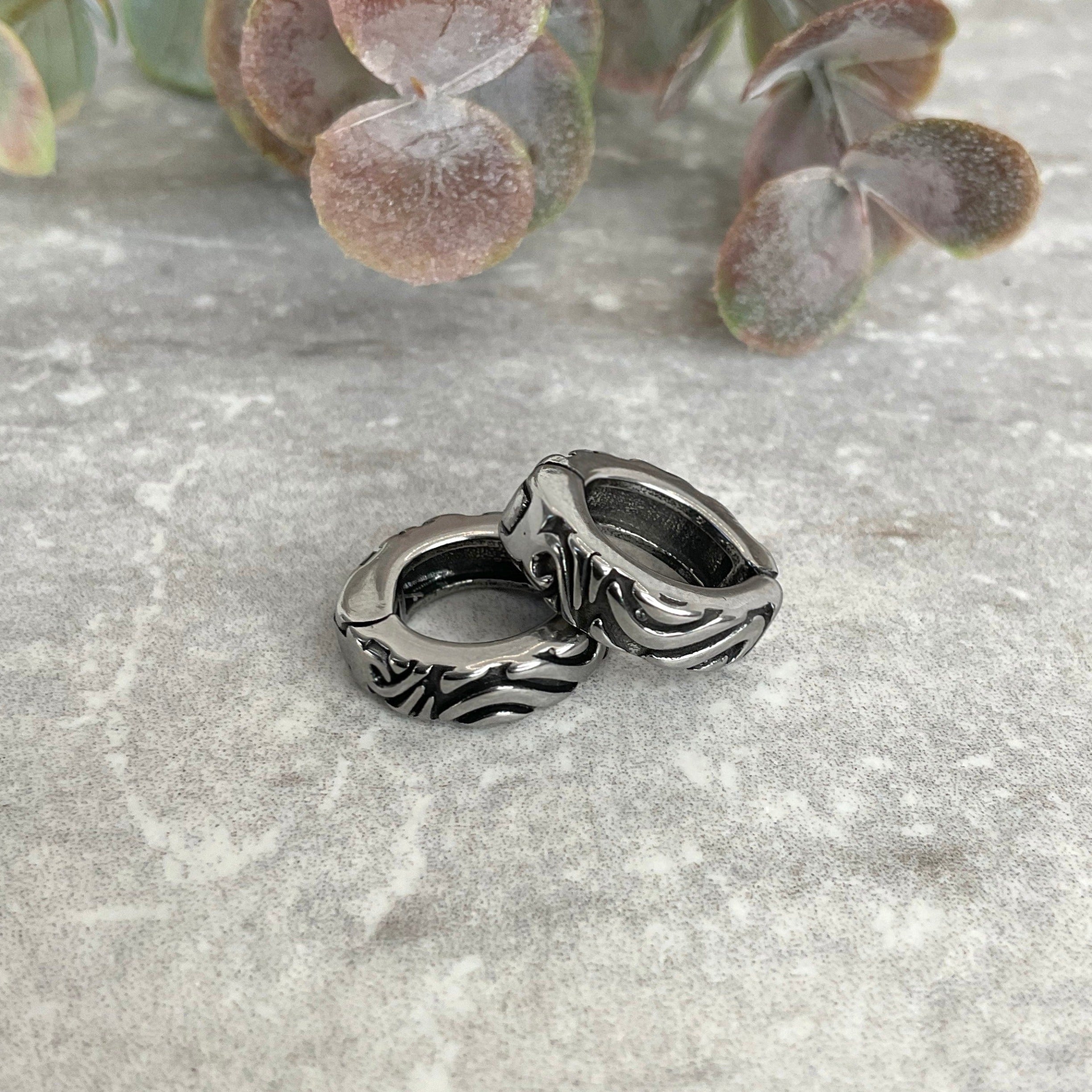 CLIP ON TRIBAL HOOP