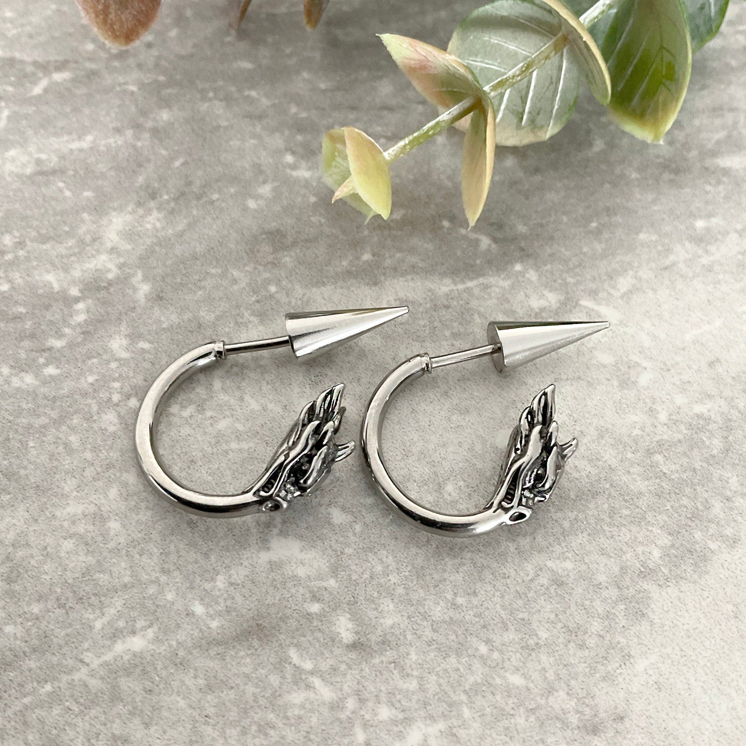 DRAGON EARRINGS WITH SPIKE